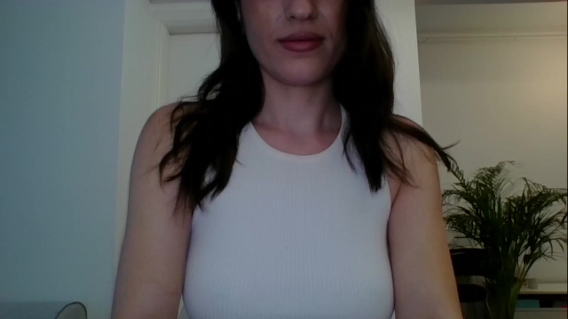Gallery image thumbnail from RosaRose_'s myfreecams stream on, 01/27/2024, 09:39 image 3 of 20