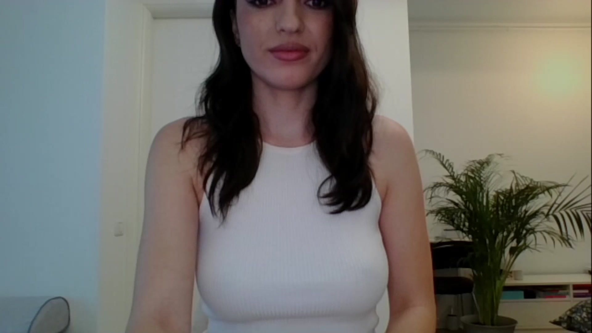 Gallery image thumbnail from RosaRose_'s myfreecams stream on, 01/27/2024, 09:39 image 14 of 20