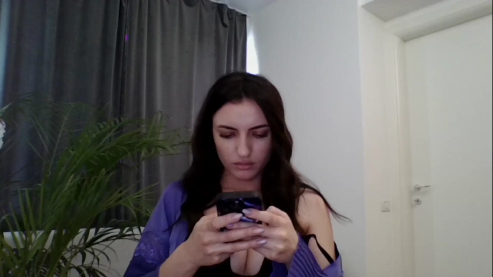Gallery image thumbnail from RosaRose_'s myfreecams stream on, 03/31/2024, 16:42 image 10 of 20