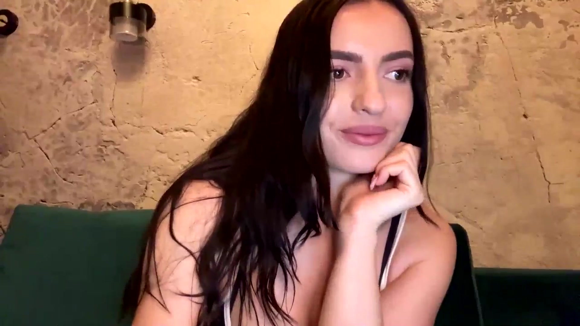 Gallery image thumbnail from RosaRose_'s myfreecams stream on, 04/07/2026, 18:10 image 12 of 20