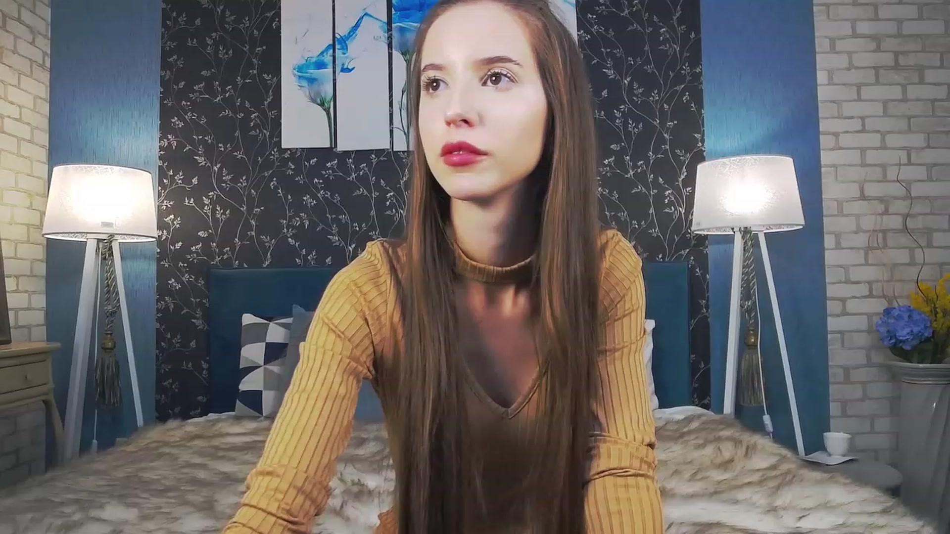 Gallery image thumbnail from RosaliaCharm's myfreecams stream on, 10/22/2023, 24:53 image 6 of 20