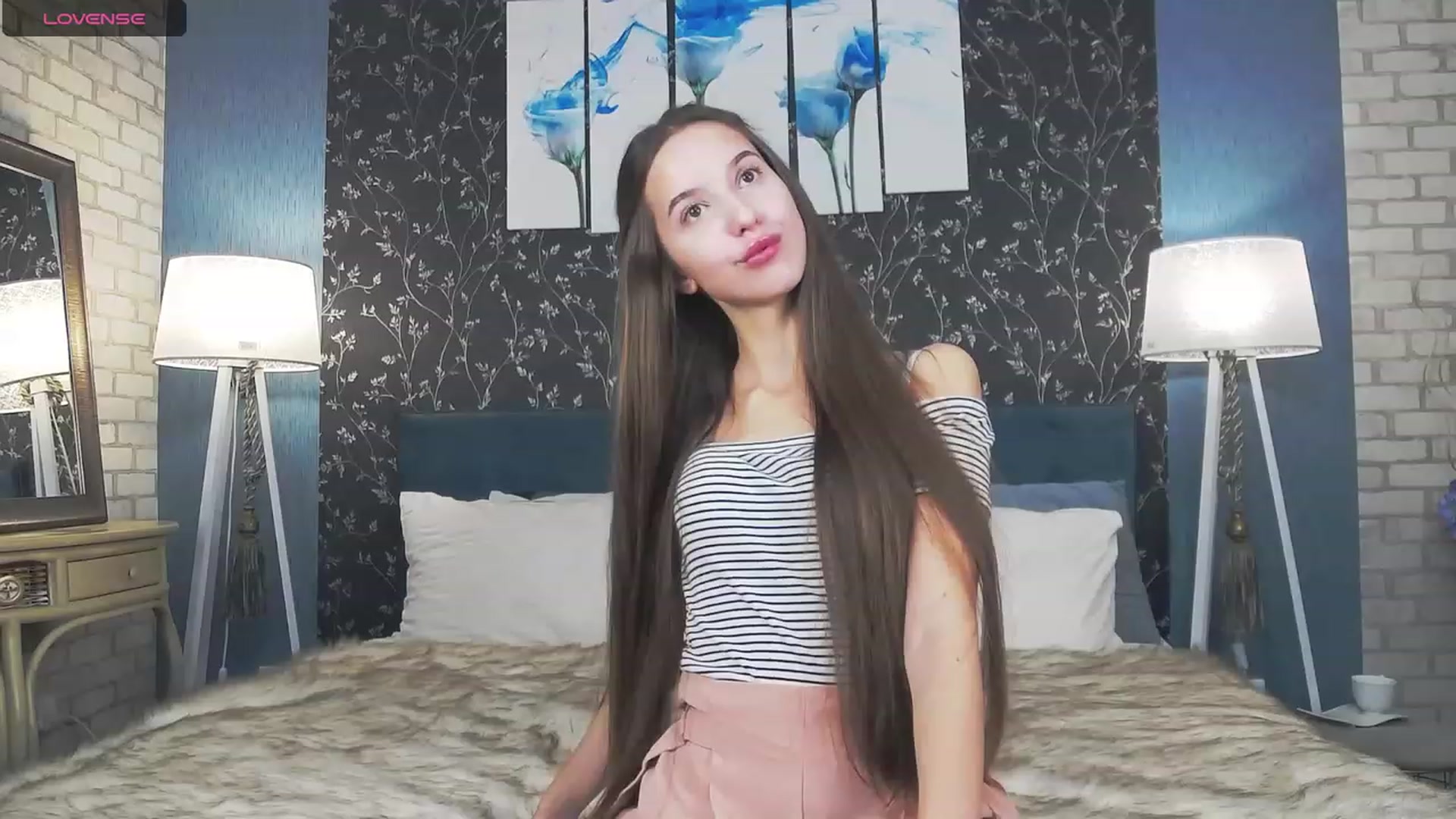 Gallery image thumbnail from RosaliaCharm's myfreecams stream on, 10/24/2023, 01:16 image 13 of 20