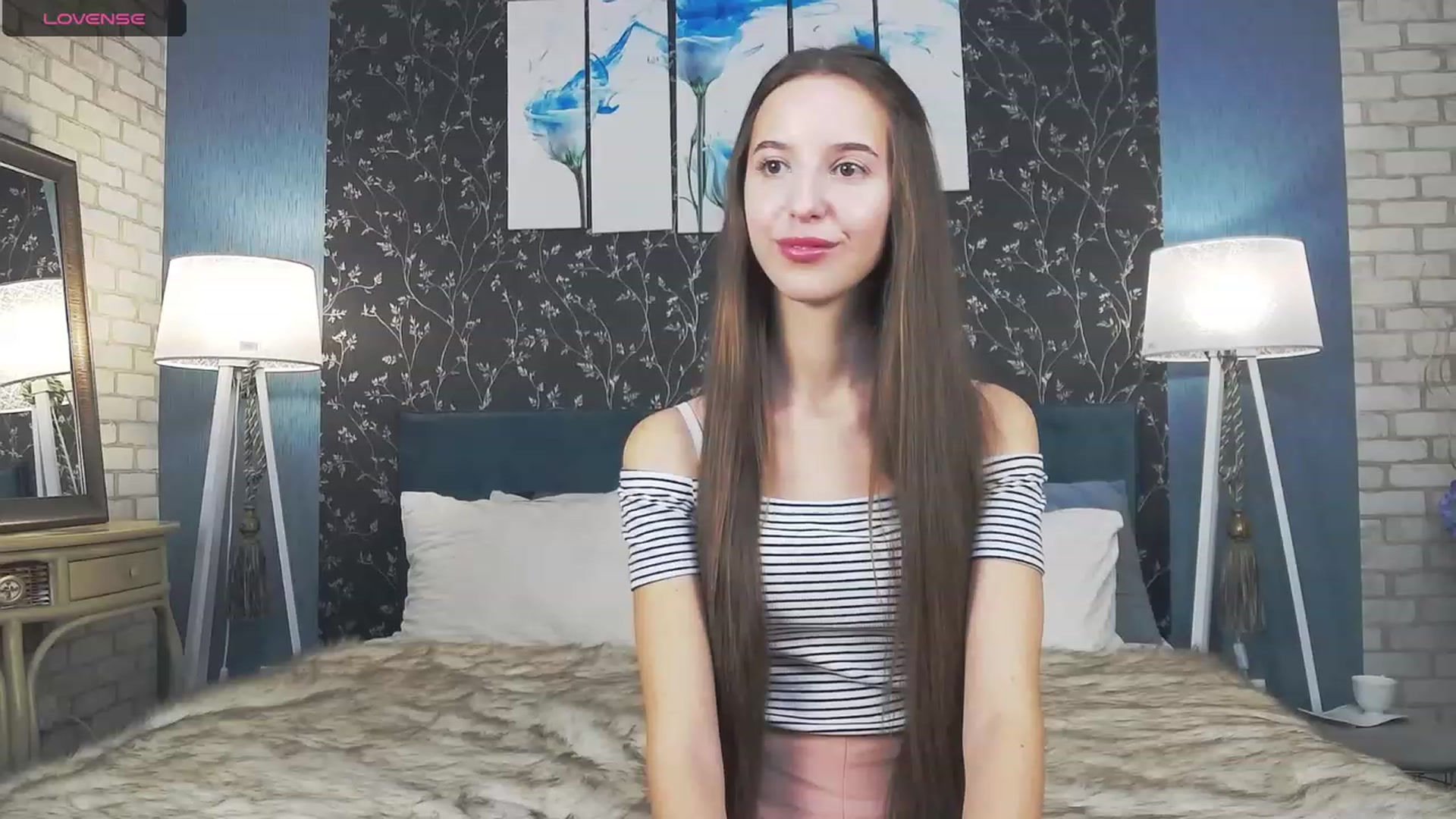 Gallery image thumbnail from RosaliaCharm's myfreecams stream on, 10/24/2023, 01:16 image 6 of 20