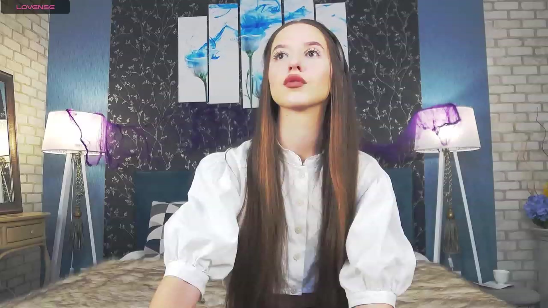 Gallery image thumbnail from RosaliaCharm's myfreecams stream on, 10/31/2023, 24:43 image 9 of 20