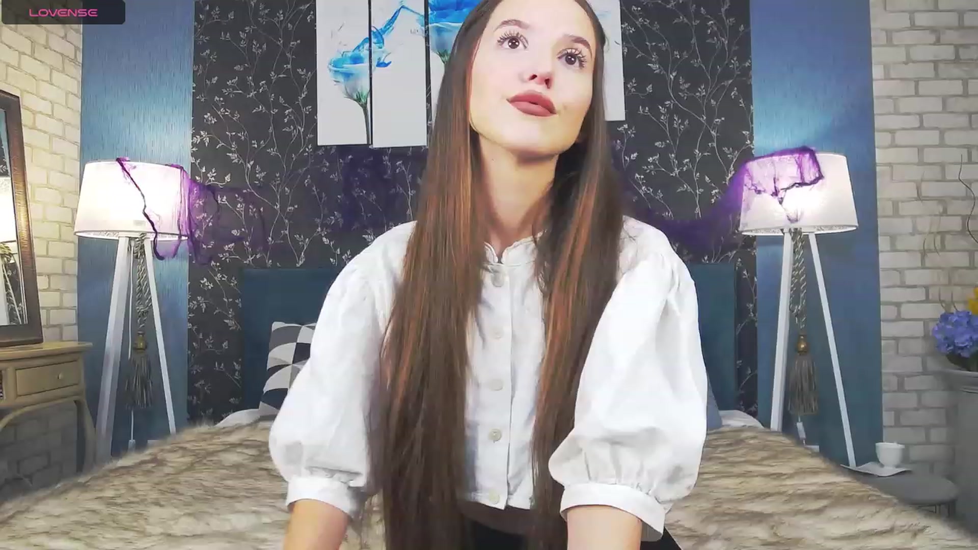 Gallery image thumbnail from RosaliaCharm's myfreecams stream on, 10/31/2023, 24:43 image 11 of 20