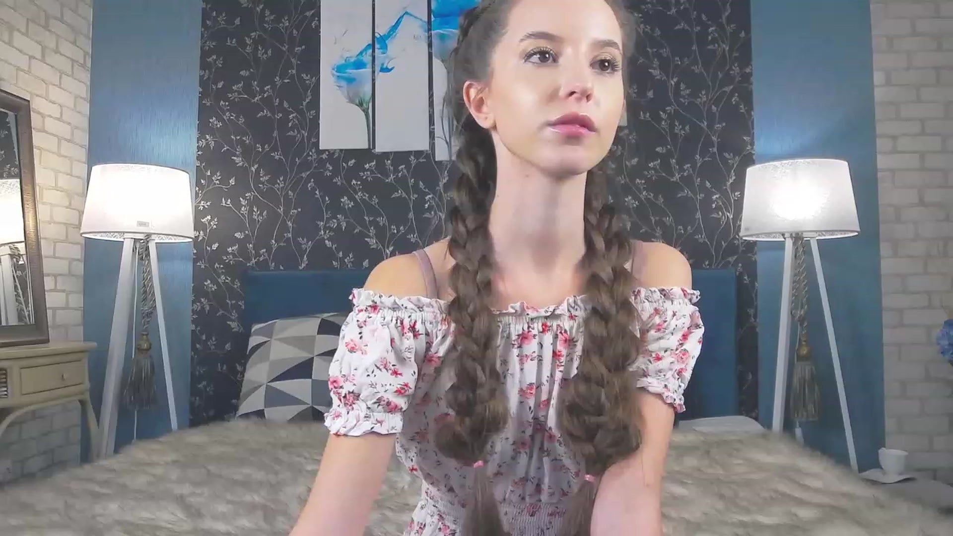 Gallery image thumbnail from RosaliaCharm's myfreecams stream on, 12/03/2023, 24:32 image 4 of 20