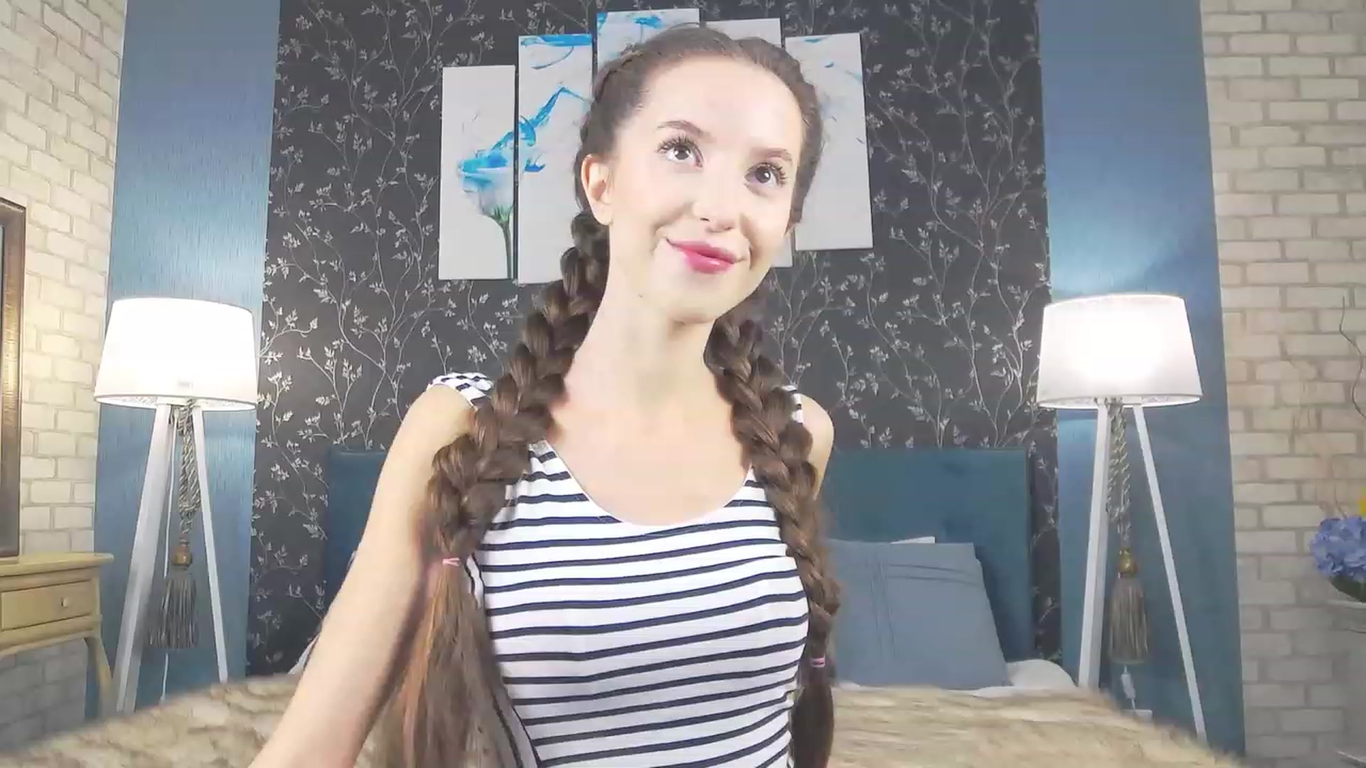 Gallery image thumbnail from RosaliaCharm's myfreecams stream on, 12/04/2023, 24:02 image 3 of 20