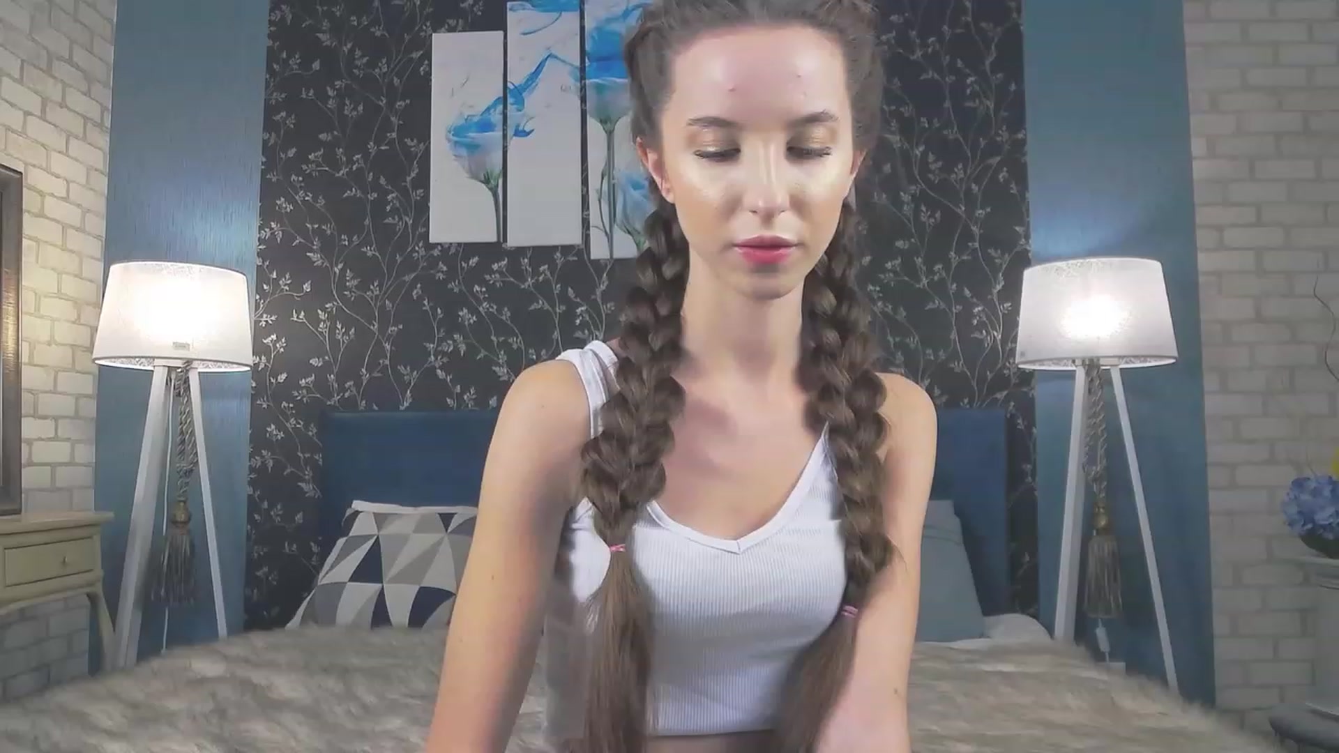 Gallery image thumbnail from RosaliaCharm's myfreecams stream on, 12/04/2023, 01:16 image 4 of 20