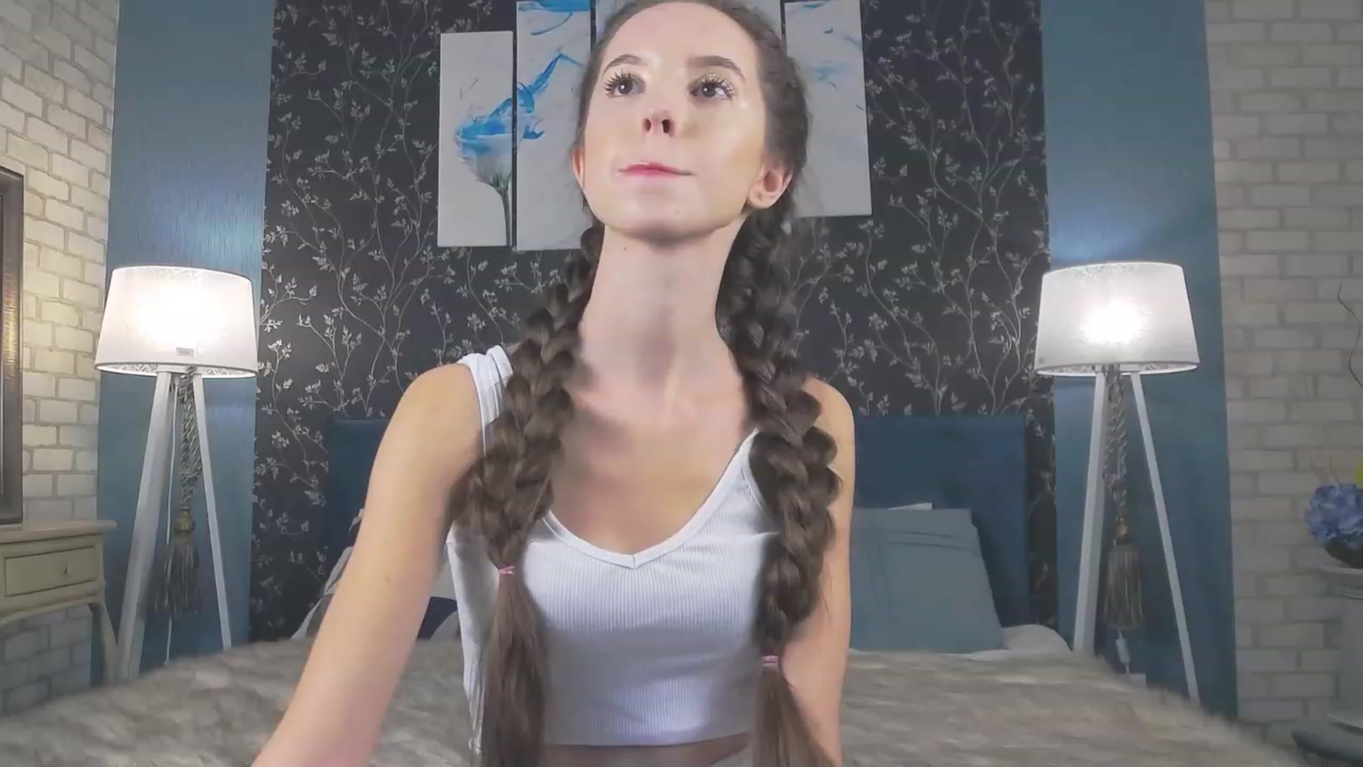 Gallery image thumbnail from RosaliaCharm's myfreecams stream on, 12/04/2023, 01:16 image 18 of 20