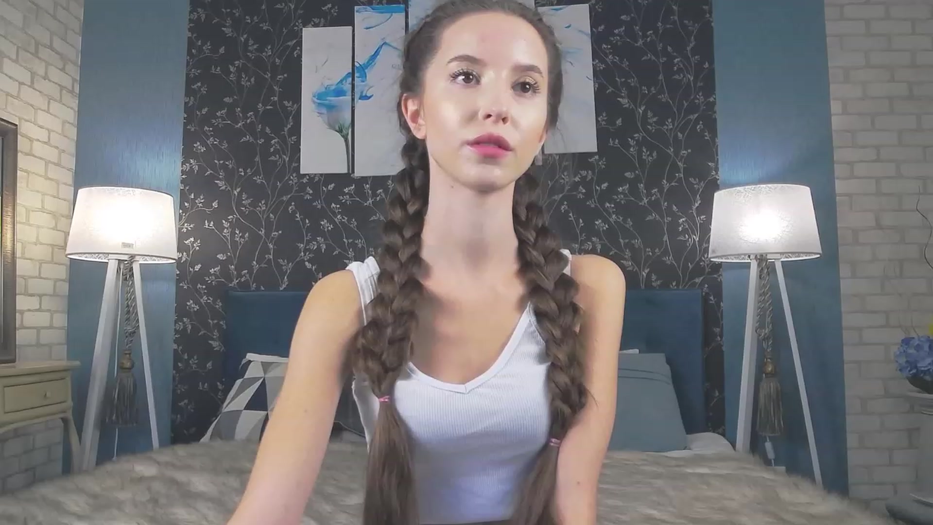 Gallery image thumbnail from RosaliaCharm's myfreecams stream on, 12/04/2023, 02:09 image 3 of 20