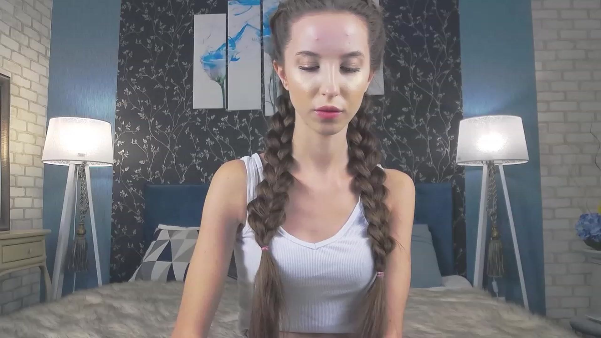 Gallery image thumbnail from RosaliaCharm's myfreecams stream on, 12/04/2023, 02:09 image 1 of 20