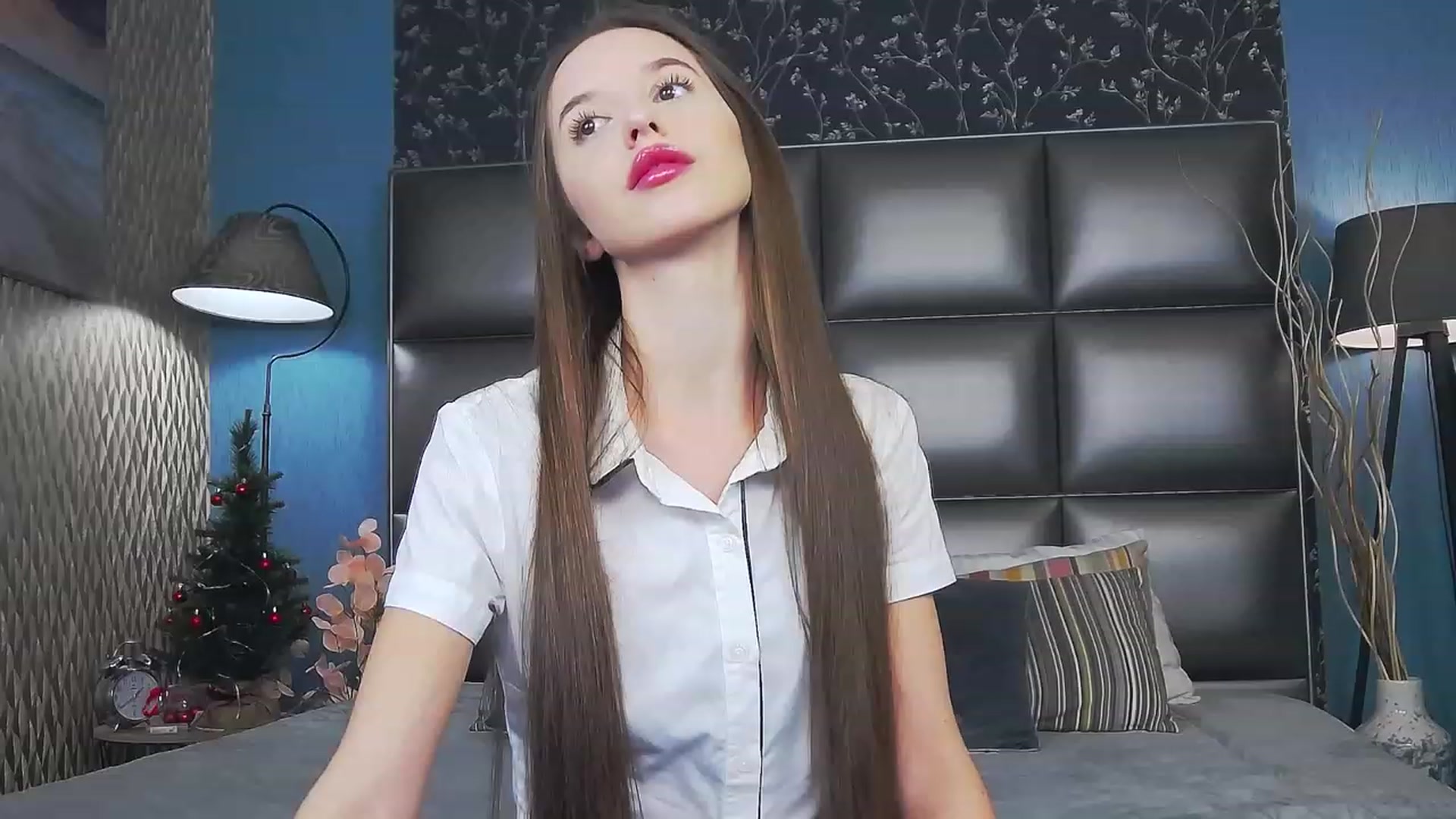 Gallery image thumbnail from RosaliaCharm's myfreecams stream on, 01/02/2024, 22:50 image 18 of 20