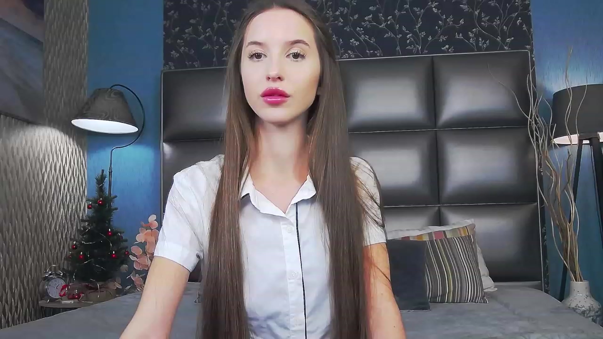 Gallery image thumbnail from RosaliaCharm's myfreecams stream on, 01/02/2024, 22:50 image 15 of 20