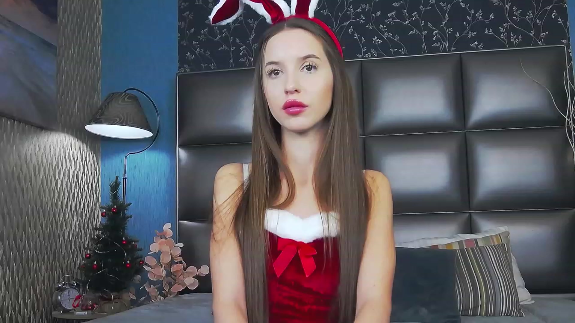 Gallery image thumbnail from RosaliaCharm's myfreecams stream on, 01/03/2024, 24:59 image 6 of 20