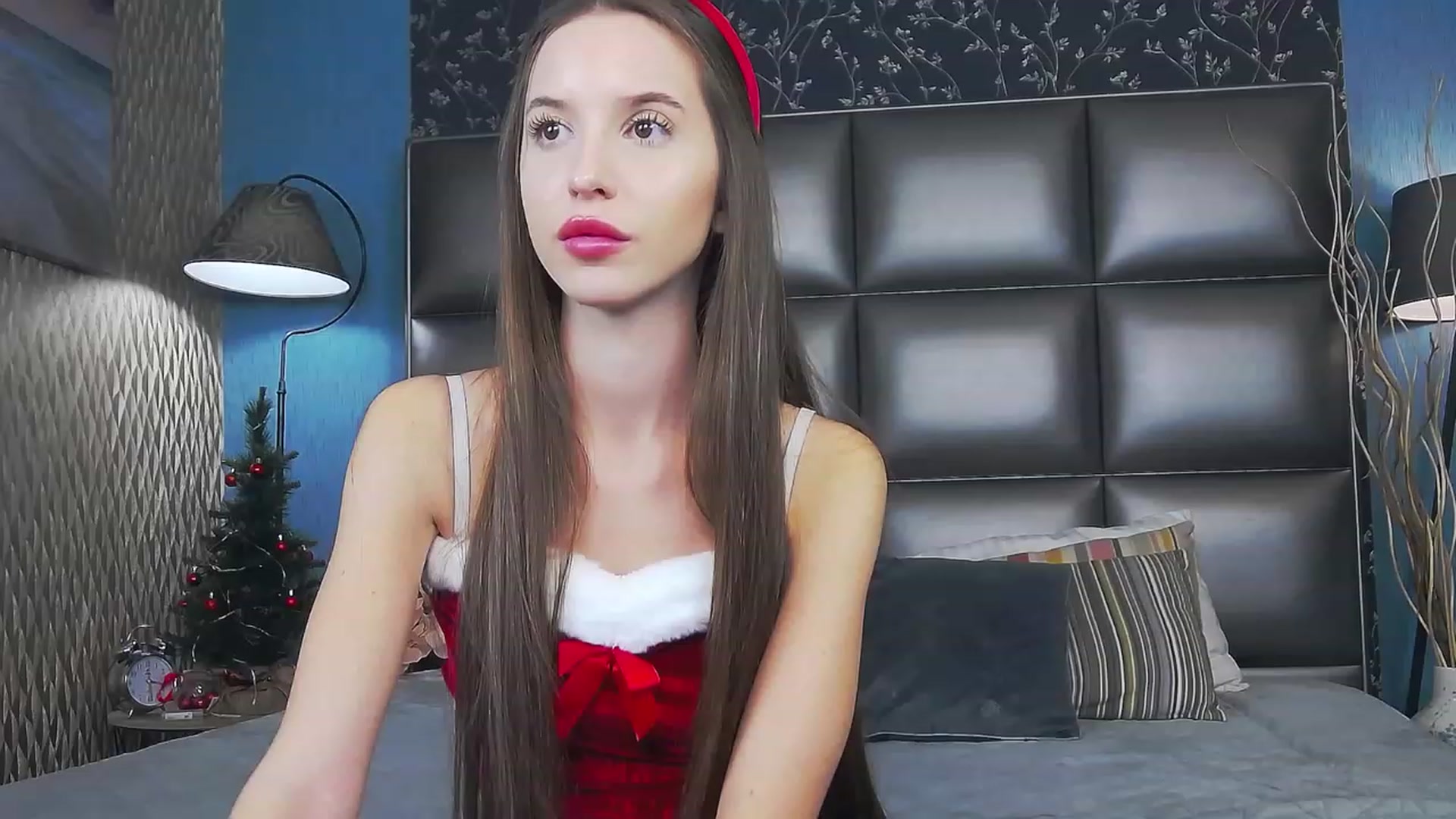 Gallery image thumbnail from RosaliaCharm's myfreecams stream on, 01/03/2024, 24:59 image 14 of 20