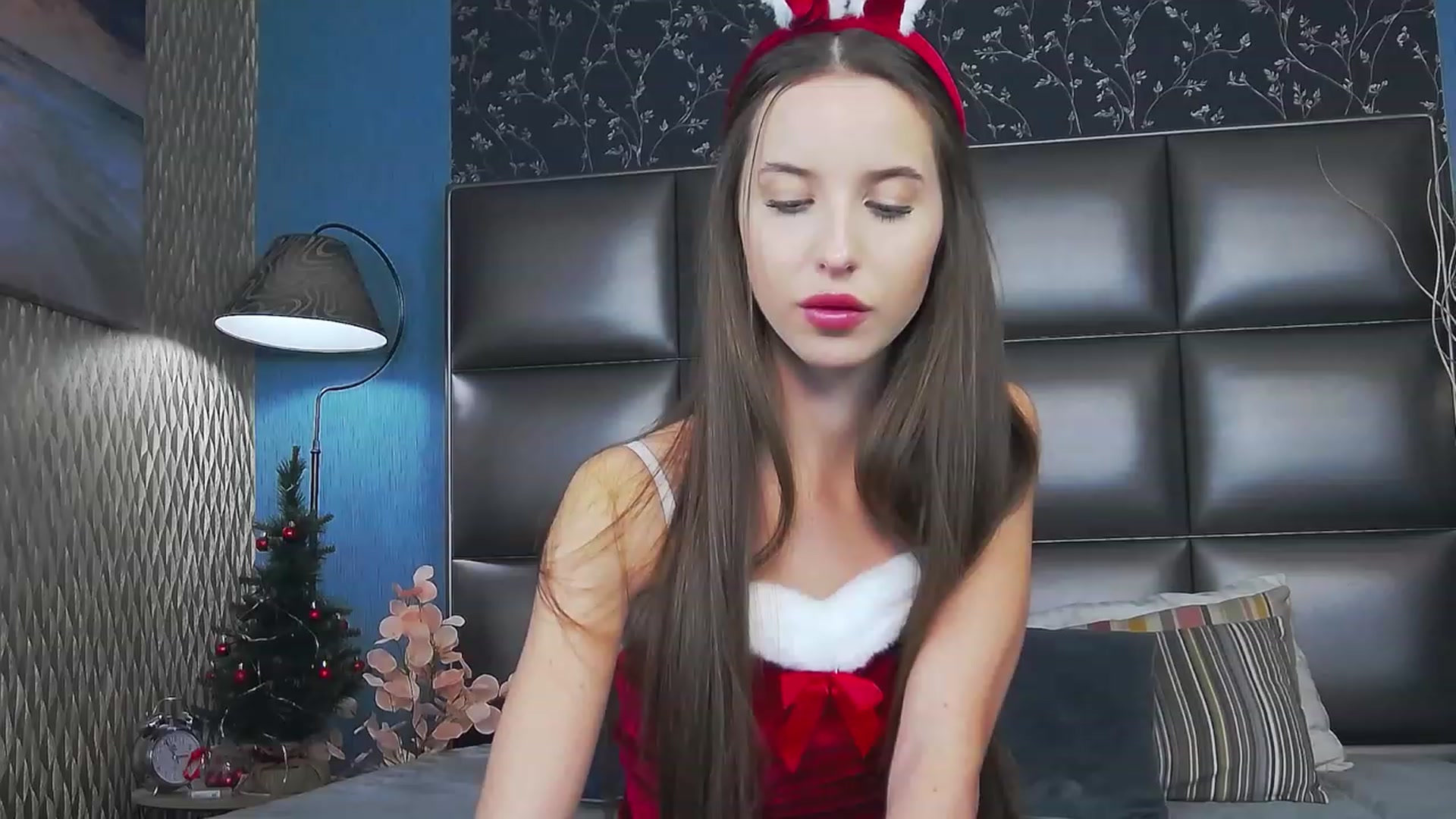 Gallery image thumbnail from RosaliaCharm's myfreecams stream on, 01/03/2024, 24:59 image 5 of 20