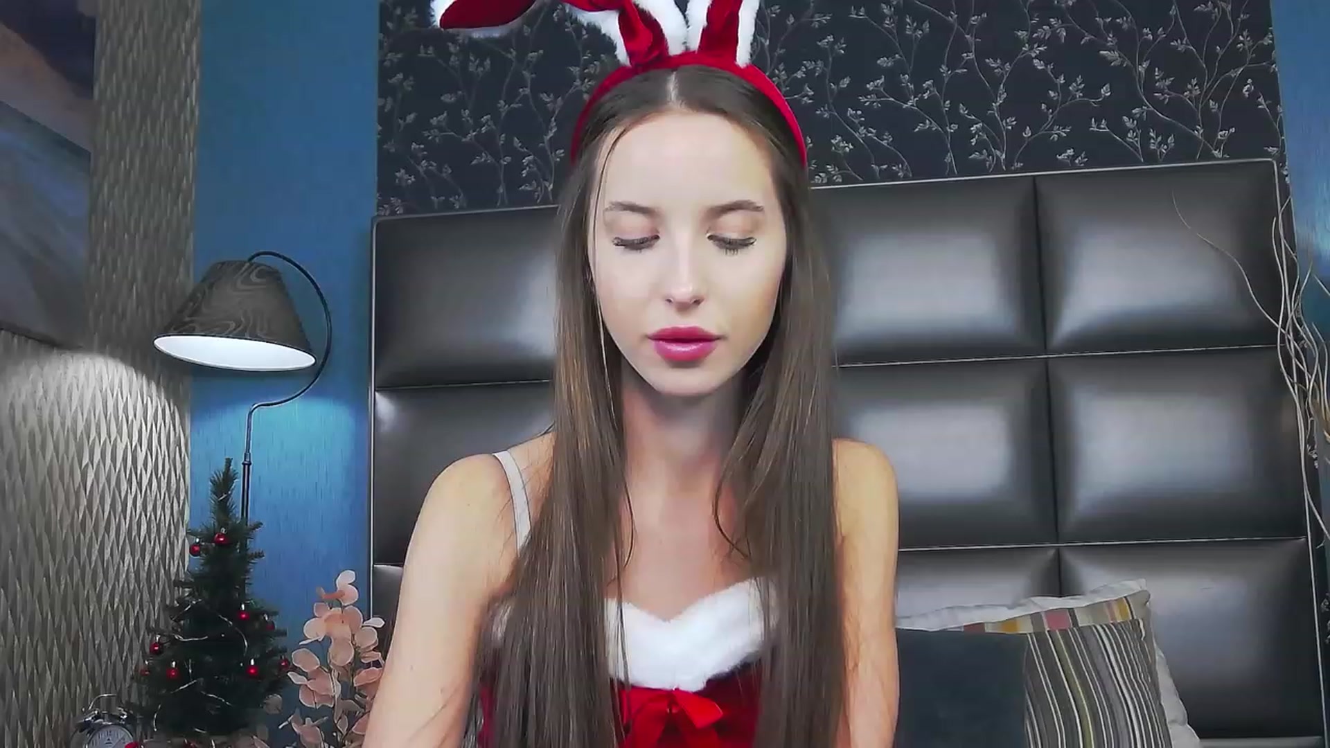 Gallery image thumbnail from RosaliaCharm's myfreecams stream on, 01/03/2024, 24:59 image 18 of 20
