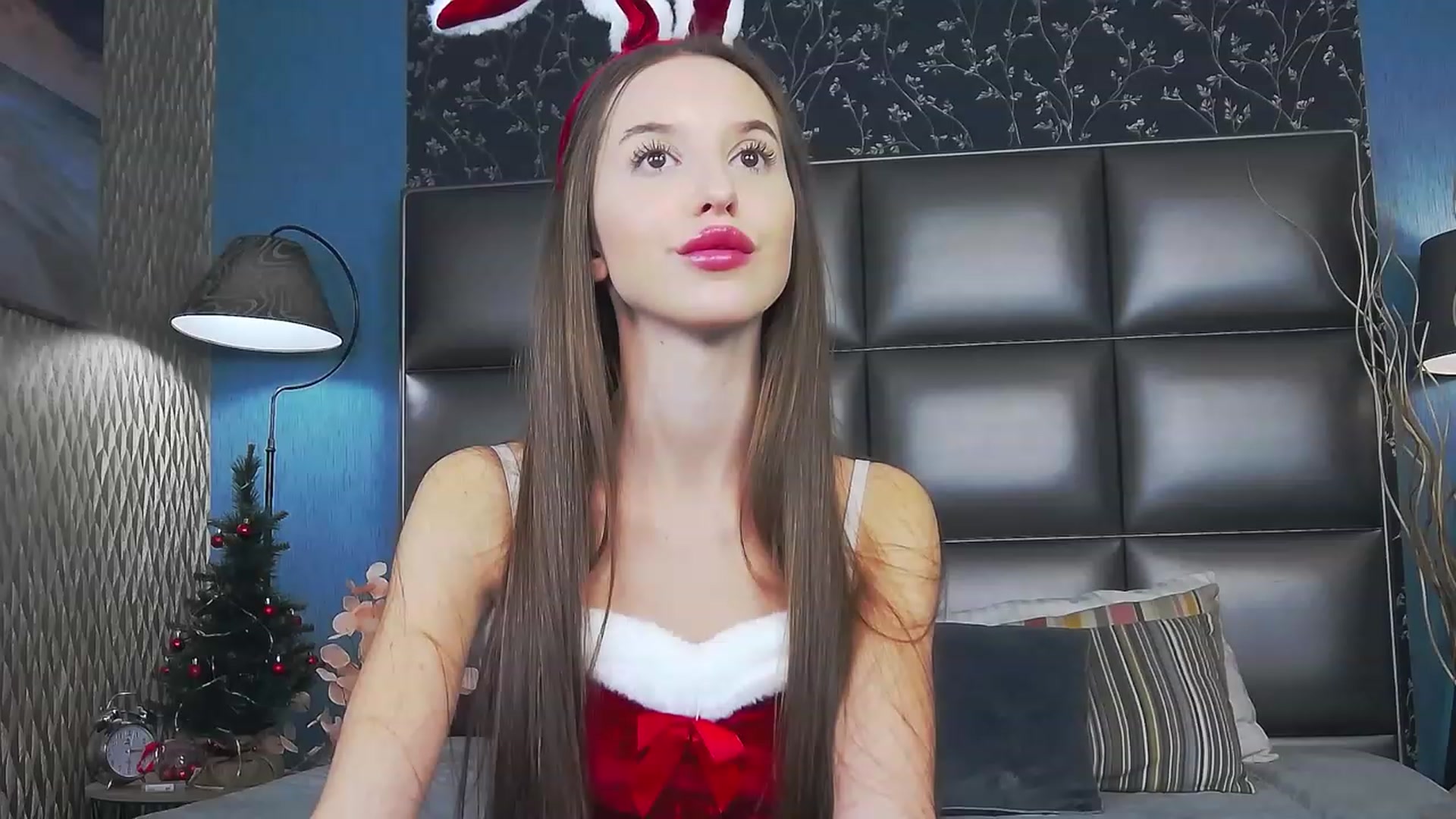 Gallery image thumbnail from RosaliaCharm's myfreecams stream on, 01/03/2024, 24:59 image 7 of 20