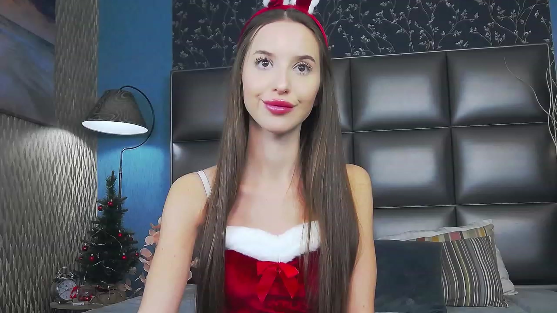 Gallery image thumbnail from RosaliaCharm's myfreecams stream on, 01/03/2024, 24:59 image 1 of 20