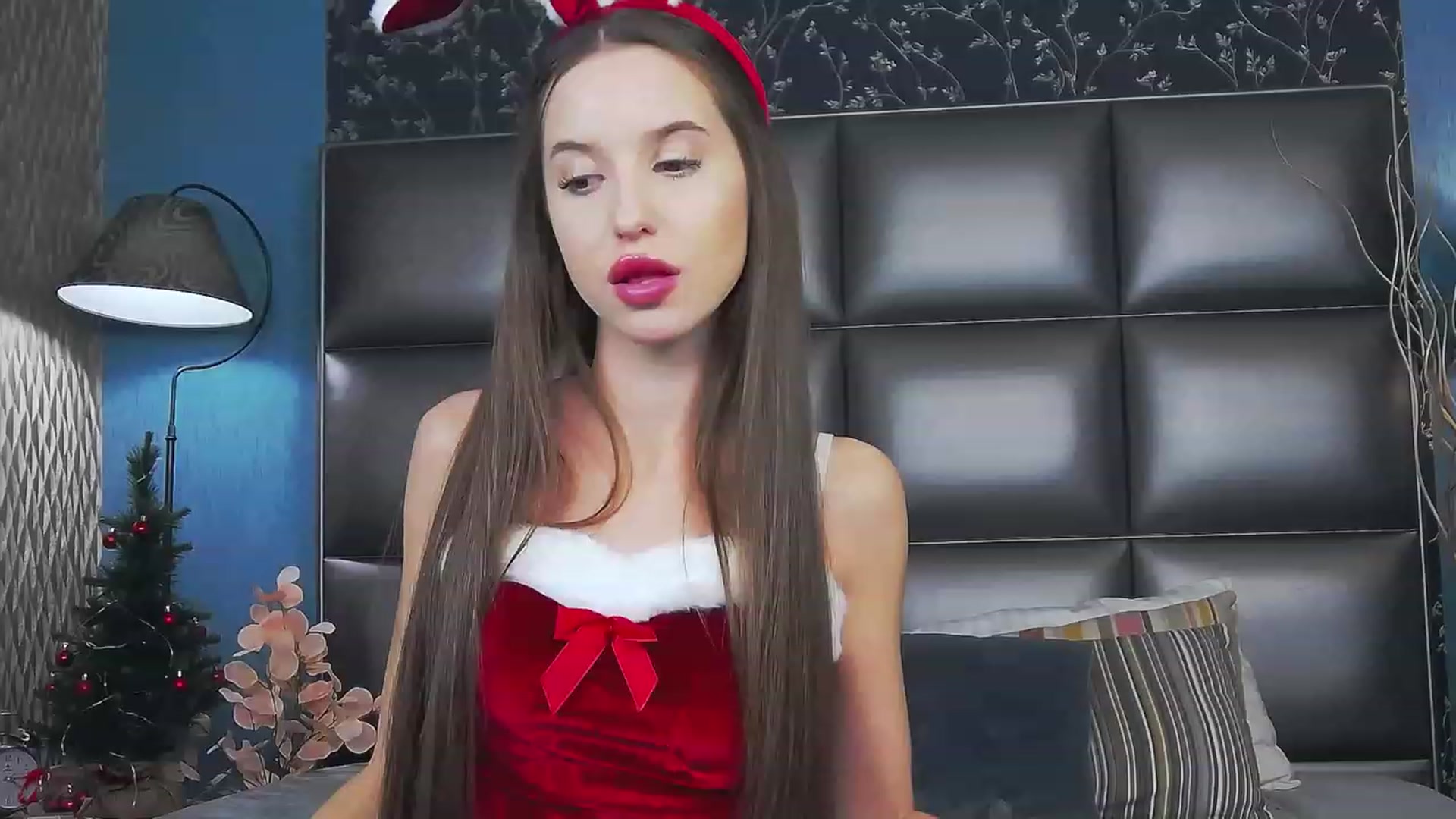 Gallery image thumbnail from RosaliaCharm's myfreecams stream on, 01/03/2024, 01:29 image 9 of 20