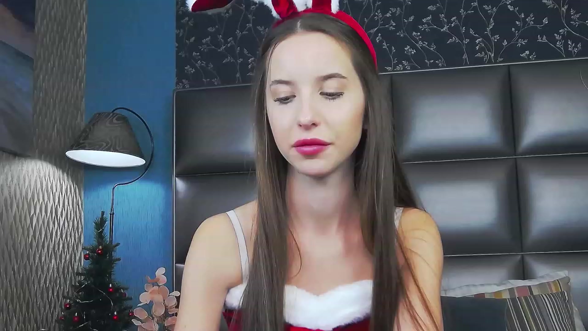 Gallery image thumbnail from RosaliaCharm's myfreecams stream on, 01/03/2024, 01:29 image 17 of 20