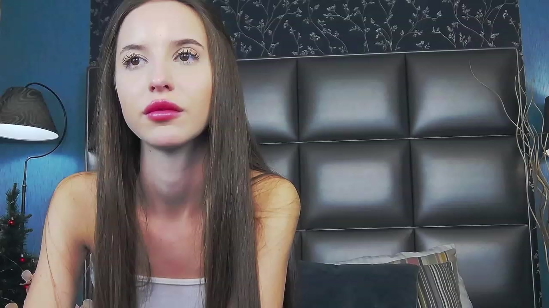 Gallery image thumbnail from RosaliaCharm's myfreecams stream on, 01/03/2024, 03:19 image 14 of 20