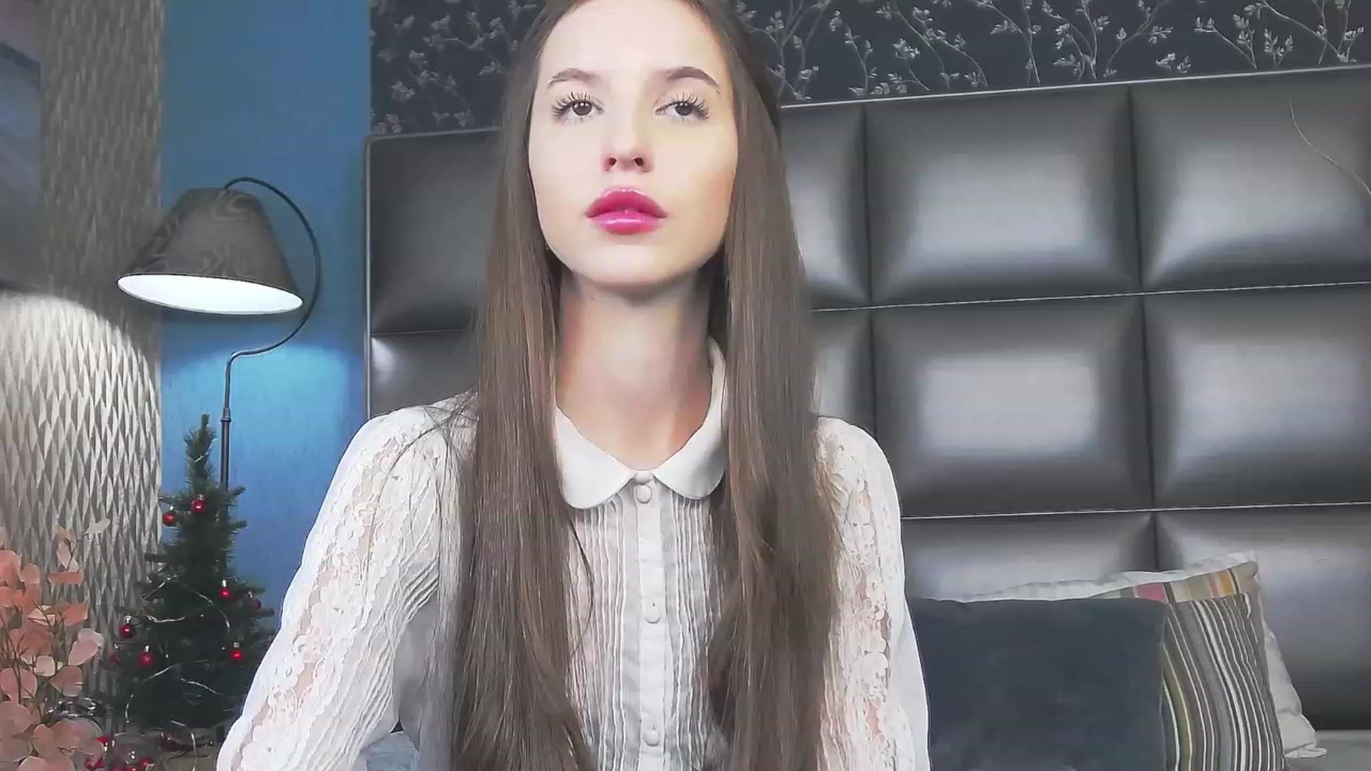 Gallery image thumbnail from RosaliaCharm's myfreecams stream on, 01/03/2024, 22:55 image 12 of 20