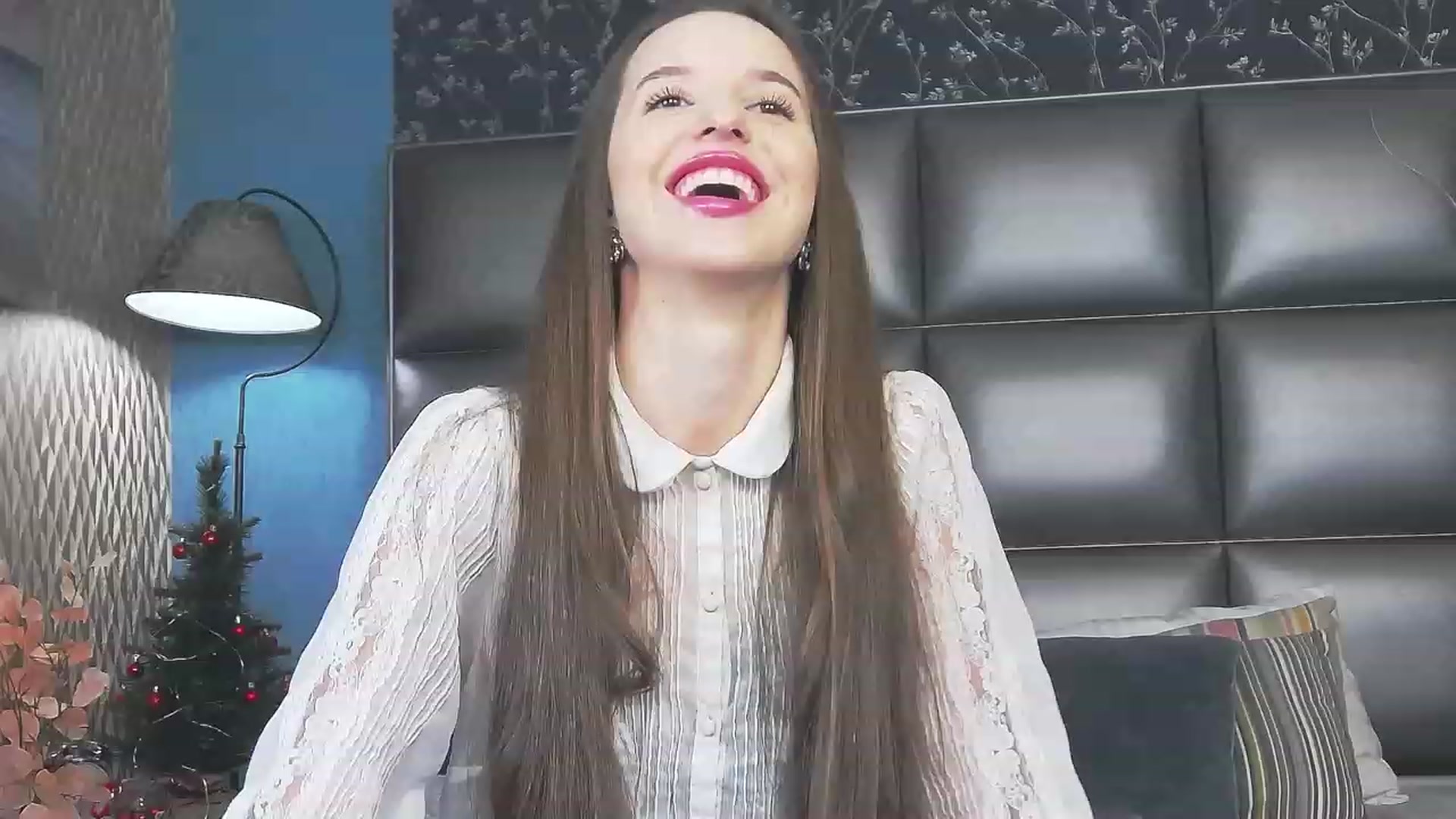 Gallery image thumbnail from RosaliaCharm's myfreecams stream on, 01/03/2024, 22:55 image 11 of 20