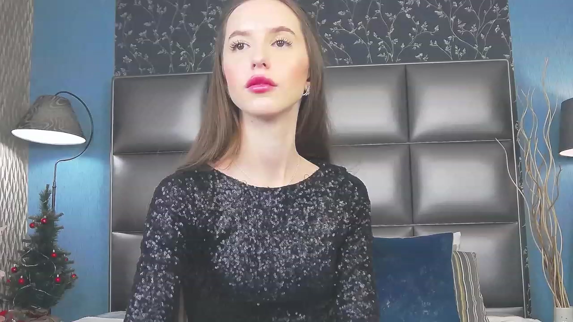 Gallery image thumbnail from RosaliaCharm's myfreecams stream on, 01/11/2024, 01:11 image 2 of 20