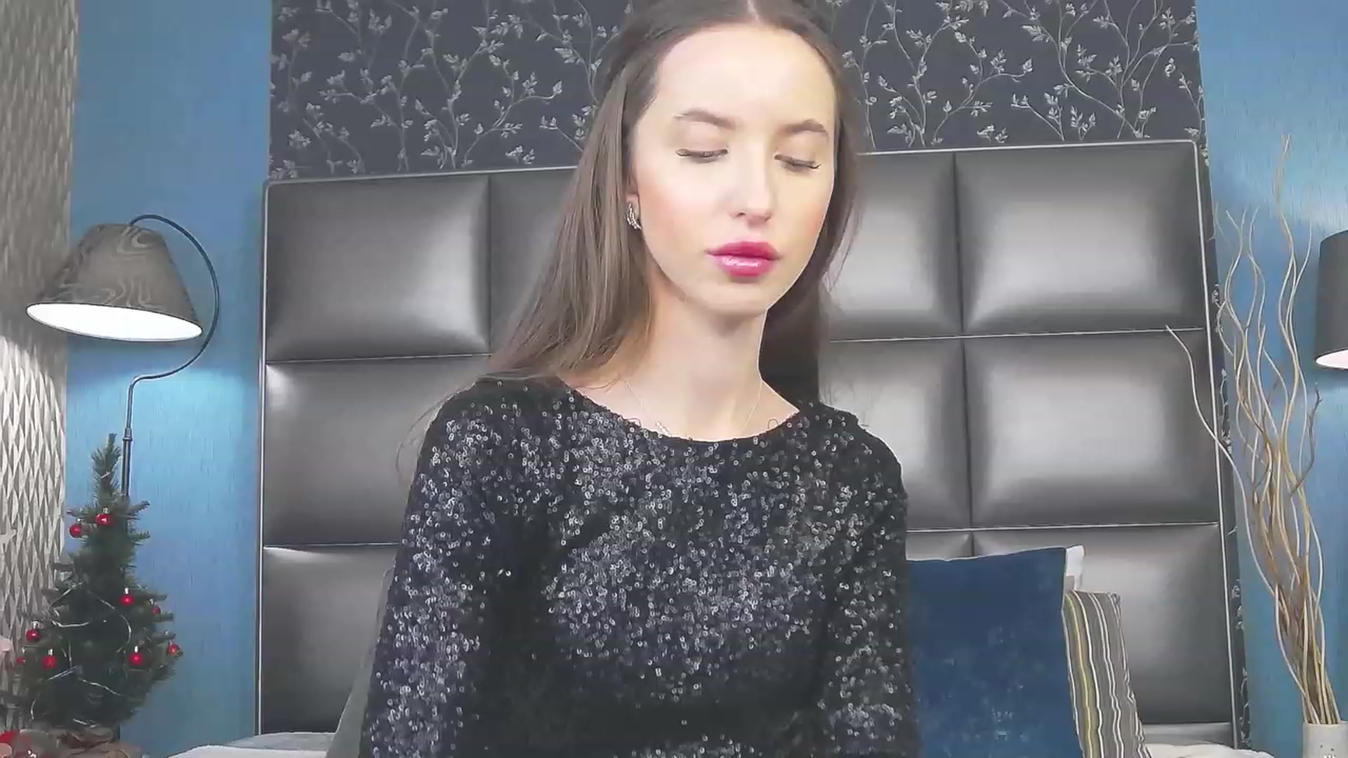 Gallery image thumbnail from RosaliaCharm's myfreecams stream on, 01/11/2024, 01:11 image 1 of 20