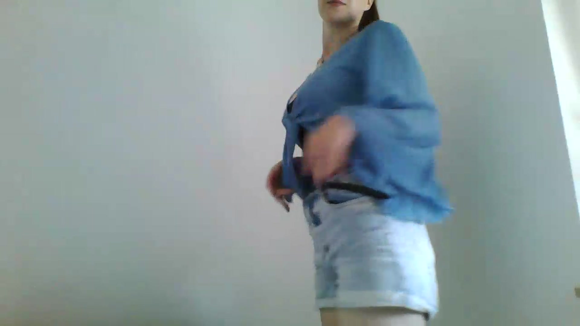 Gallery image thumbnail from RosalieNoir's myfreecams stream on, 06/27/2026, 12:37 image 3 of 20