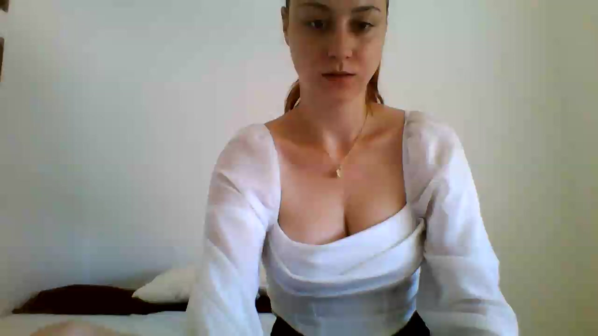 Gallery image thumbnail from RosalieNoir's myfreecams stream on, 06/28/2026, 09:22 image 19 of 20