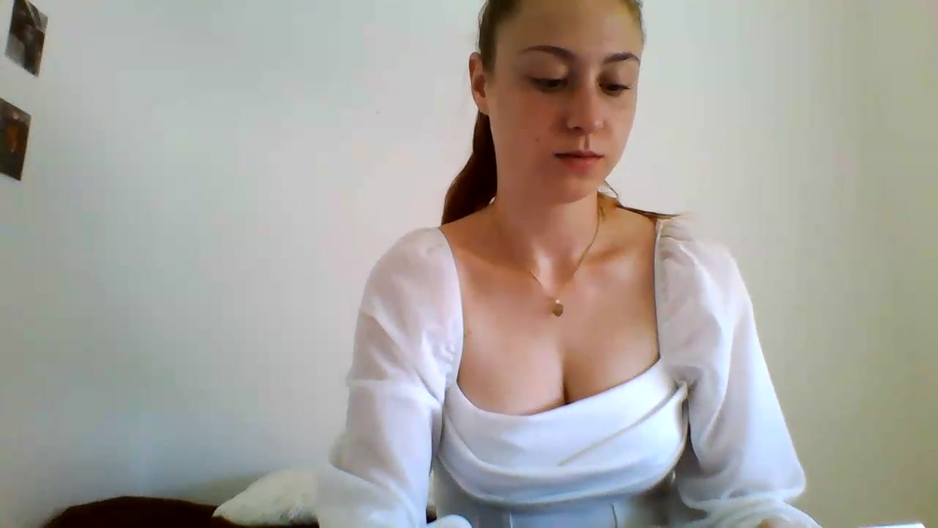 Gallery image thumbnail from RosalieNoir's myfreecams stream on, 06/28/2026, 09:22 image 14 of 20