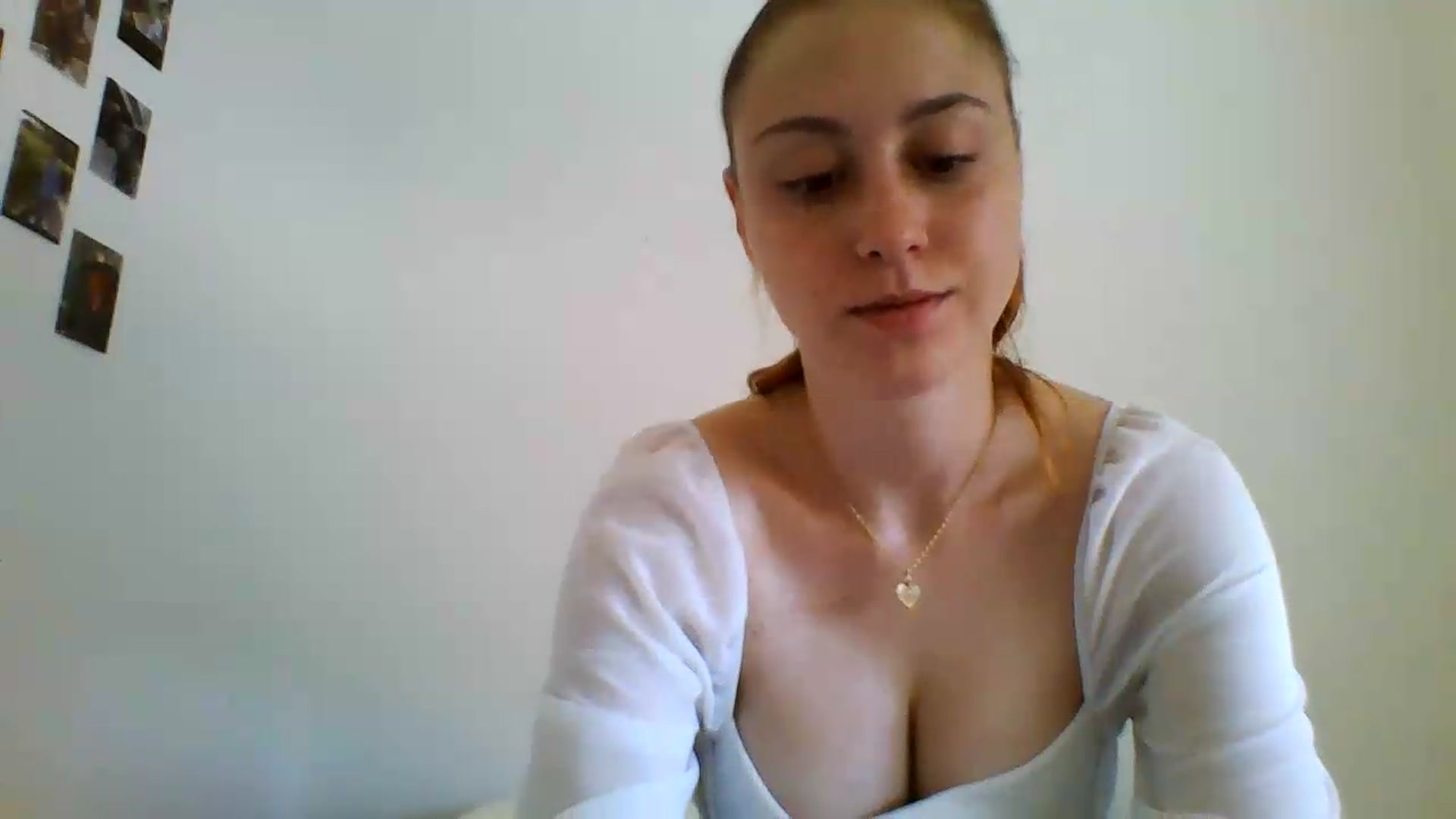 Gallery image thumbnail from RosalieNoir's myfreecams stream on, 06/28/2026, 10:22 image 13 of 20