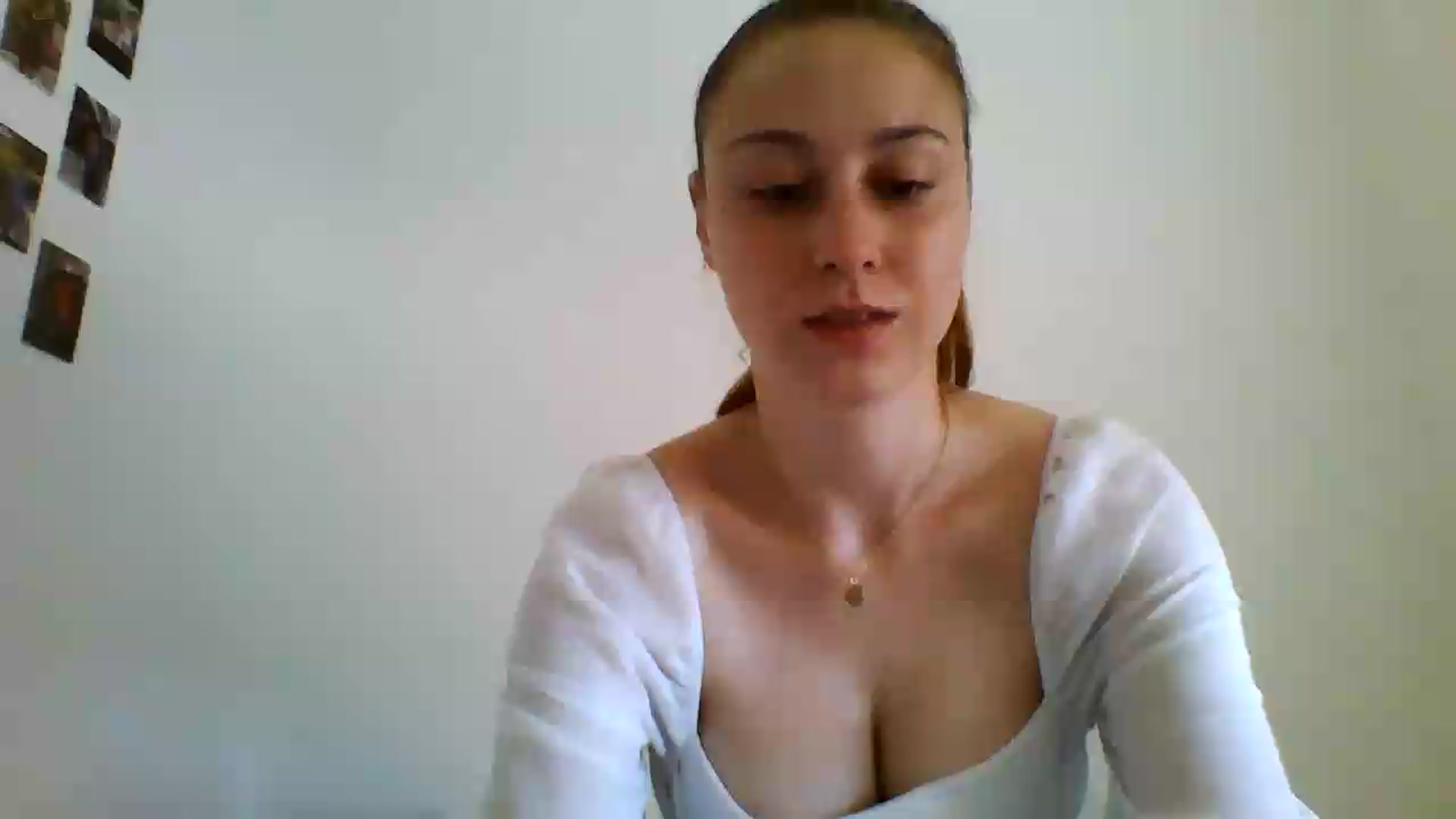Gallery image thumbnail from RosalieNoir's myfreecams stream on, 06/28/2026, 10:22 image 1 of 20