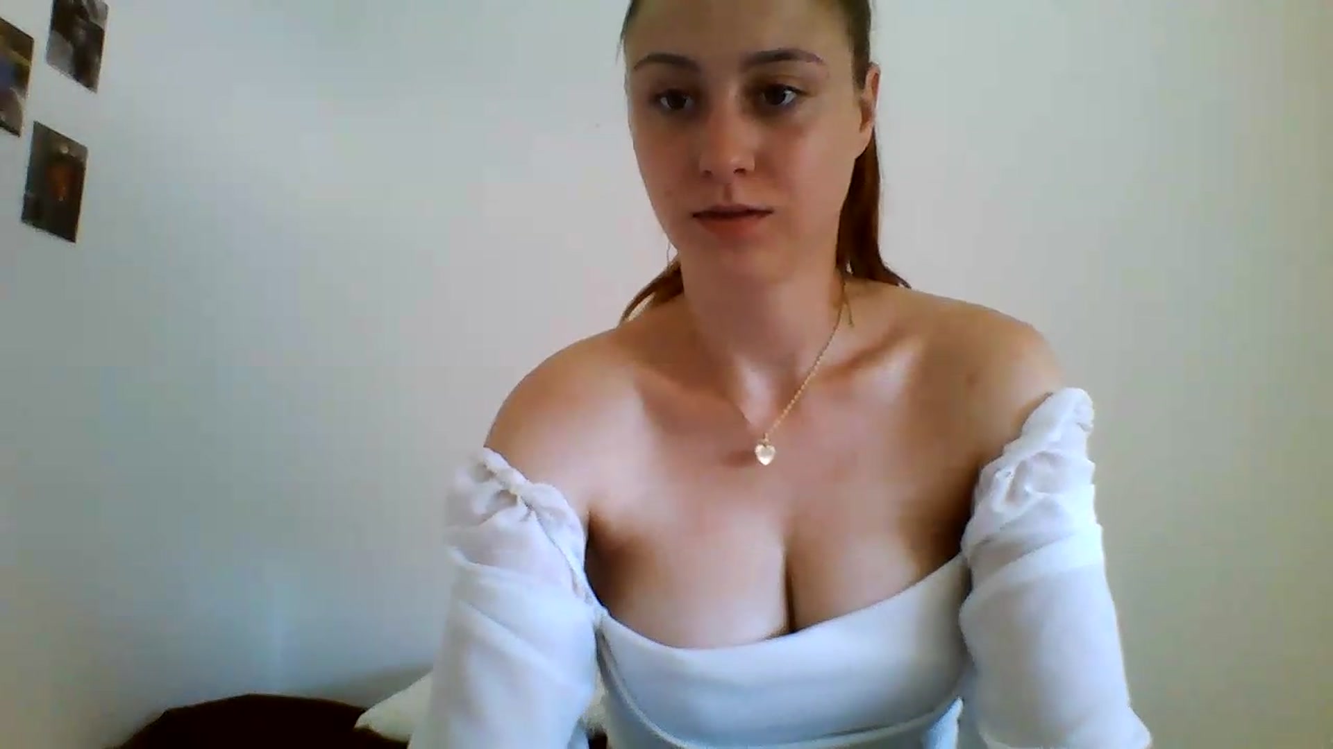 Gallery image thumbnail from RosalieNoir's myfreecams stream on, 06/28/2026, 11:03 image 20 of 20