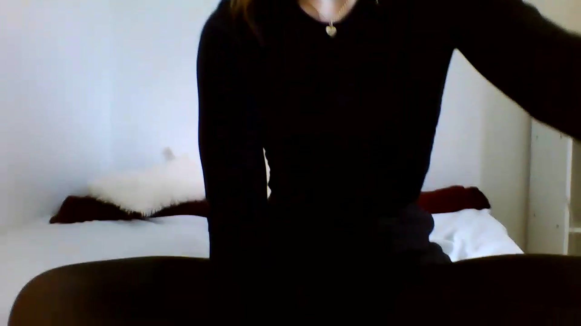 Gallery image thumbnail from RosalieNoir's myfreecams stream on, 06/29/2026, 15:35 image 17 of 20