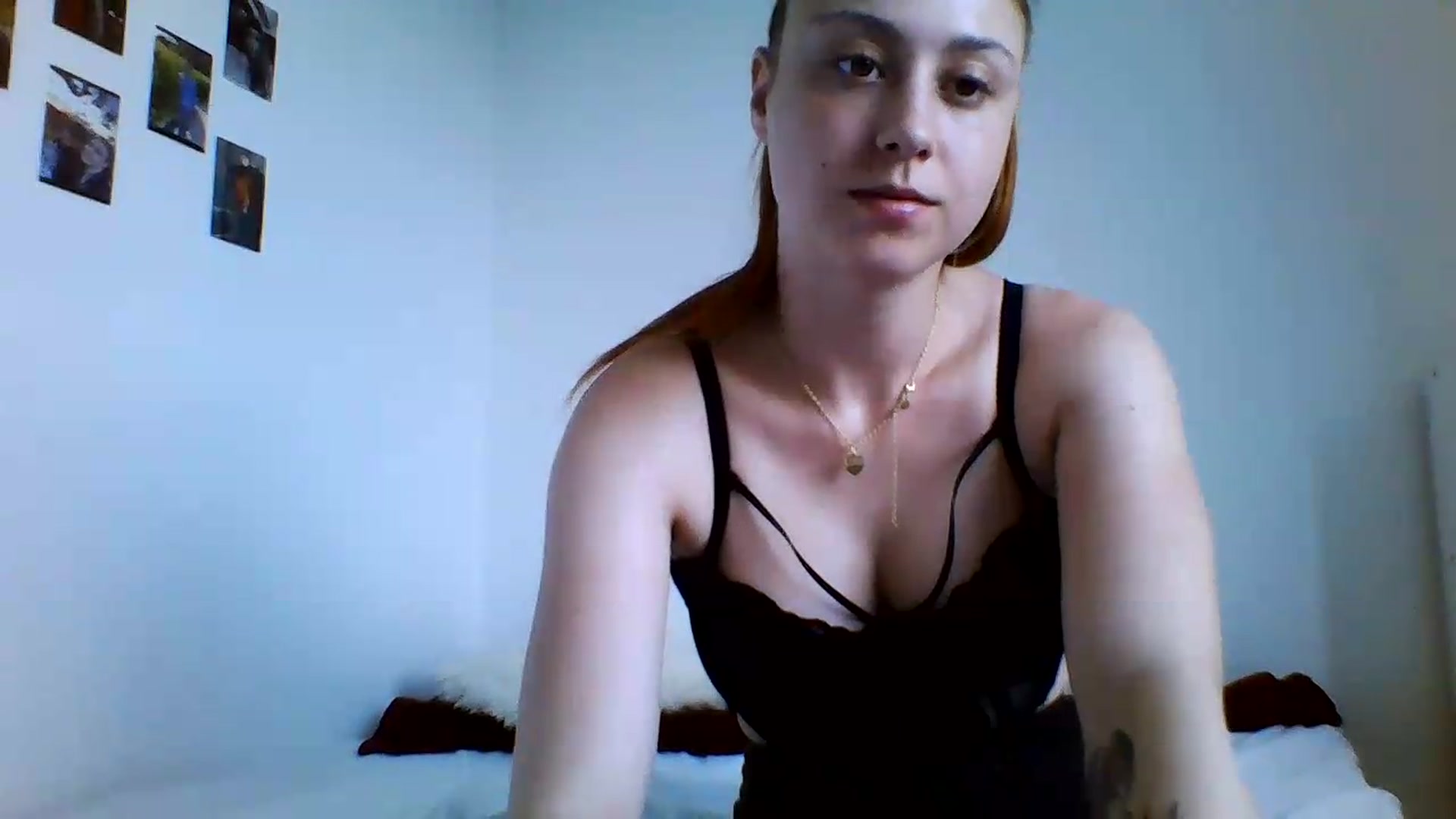 Gallery image thumbnail from RosalieNoir's myfreecams stream on, 06/29/2026, 17:51 image 5 of 20