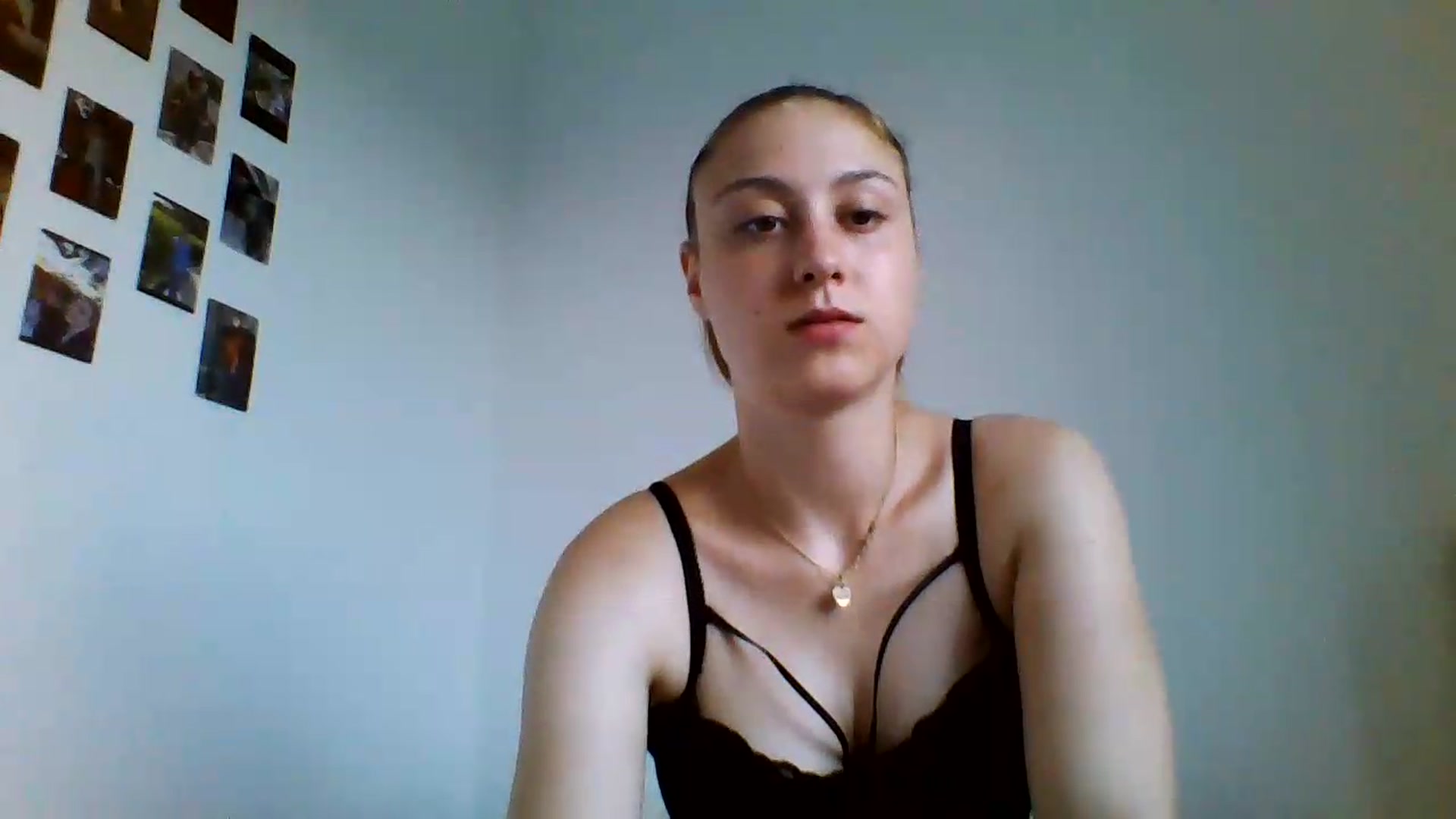 Gallery image thumbnail from RosalieNoir's myfreecams stream on, 06/29/2026, 19:19 image 19 of 20