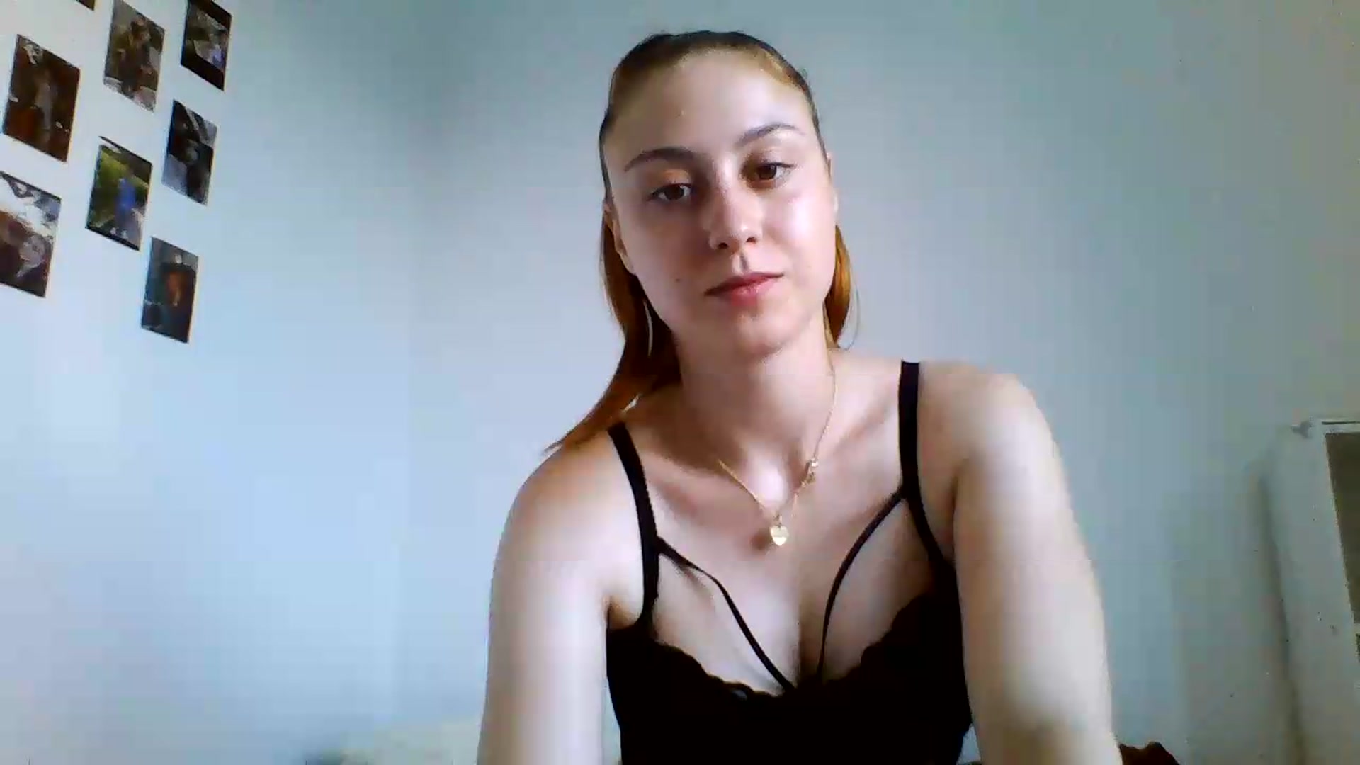 Gallery image thumbnail from RosalieNoir's myfreecams stream on, 06/29/2026, 19:19 image 12 of 20