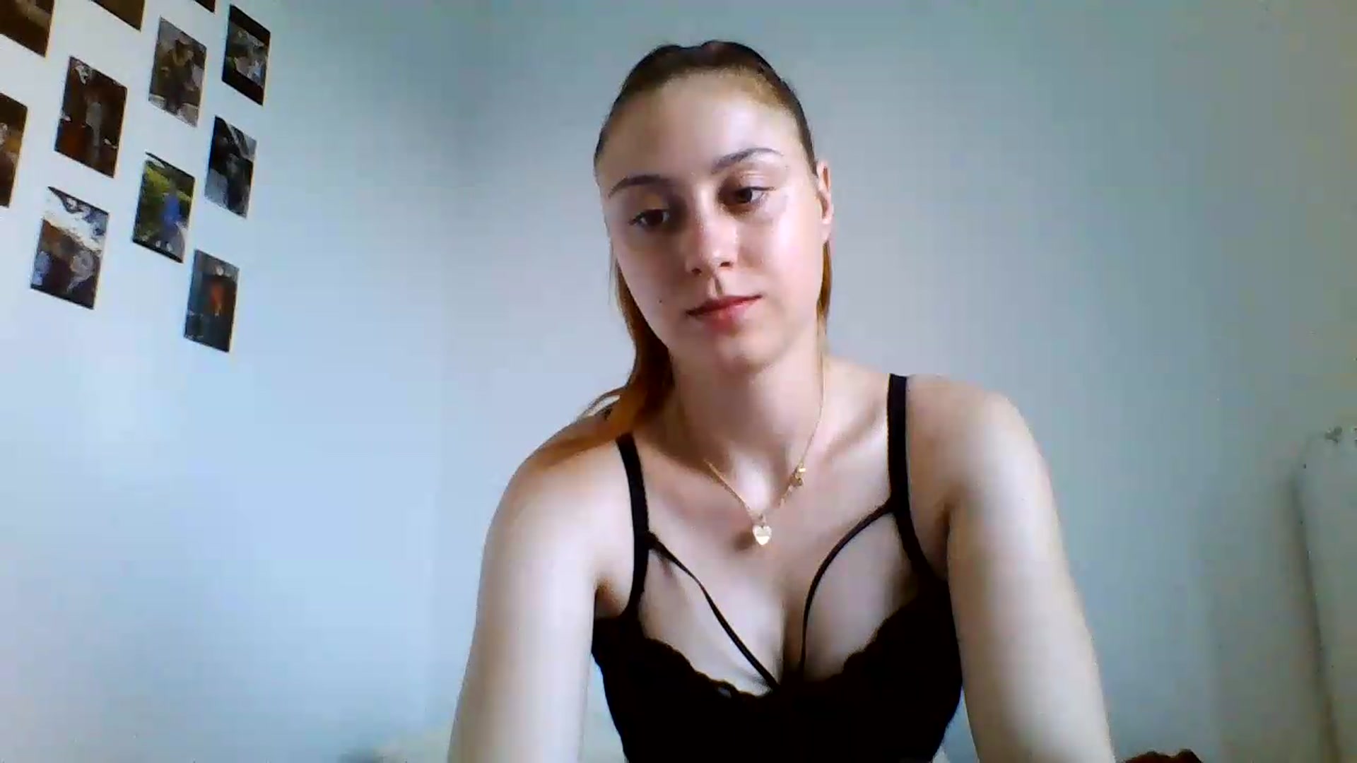 Gallery image thumbnail from RosalieNoir's myfreecams stream on, 06/29/2026, 19:19 image 13 of 20