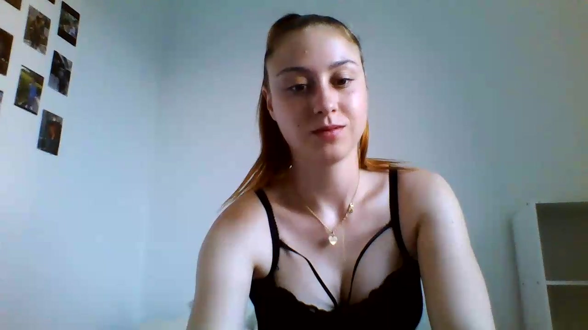 Gallery image thumbnail from RosalieNoir's myfreecams stream on, 06/29/2026, 19:19 image 8 of 20