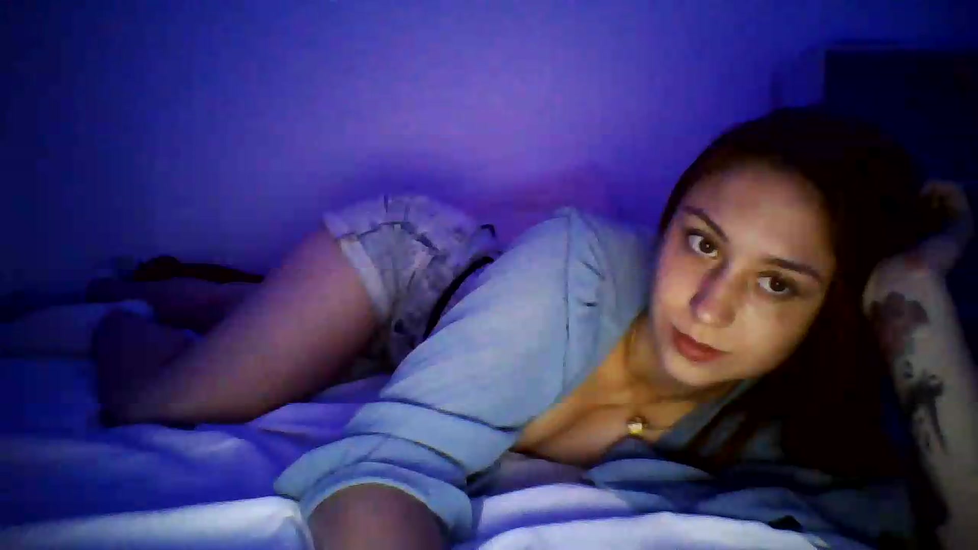 Gallery image thumbnail from RosalieNoir's myfreecams stream on, 07/01/2026, 20:34 image 8 of 20
