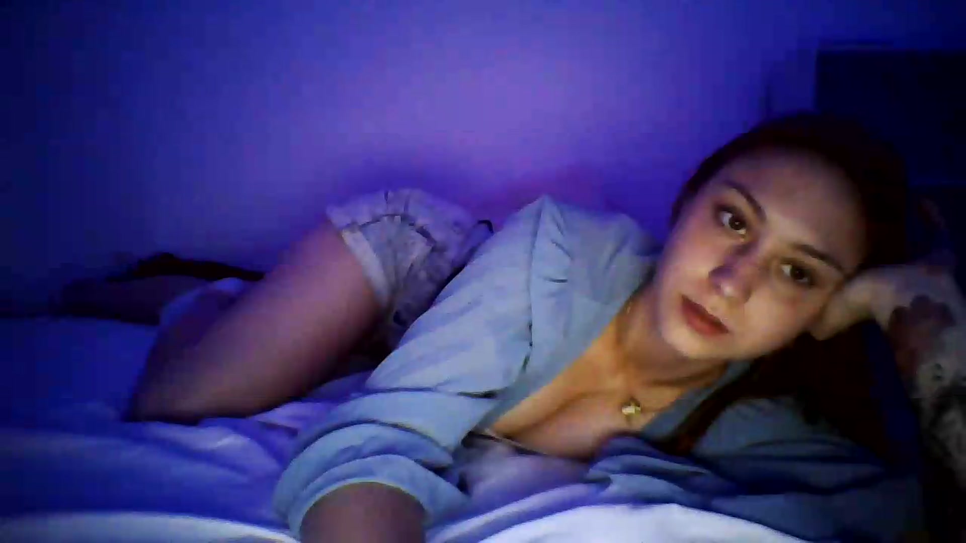 Gallery image thumbnail from RosalieNoir's myfreecams stream on, 07/01/2026, 20:34 image 7 of 20