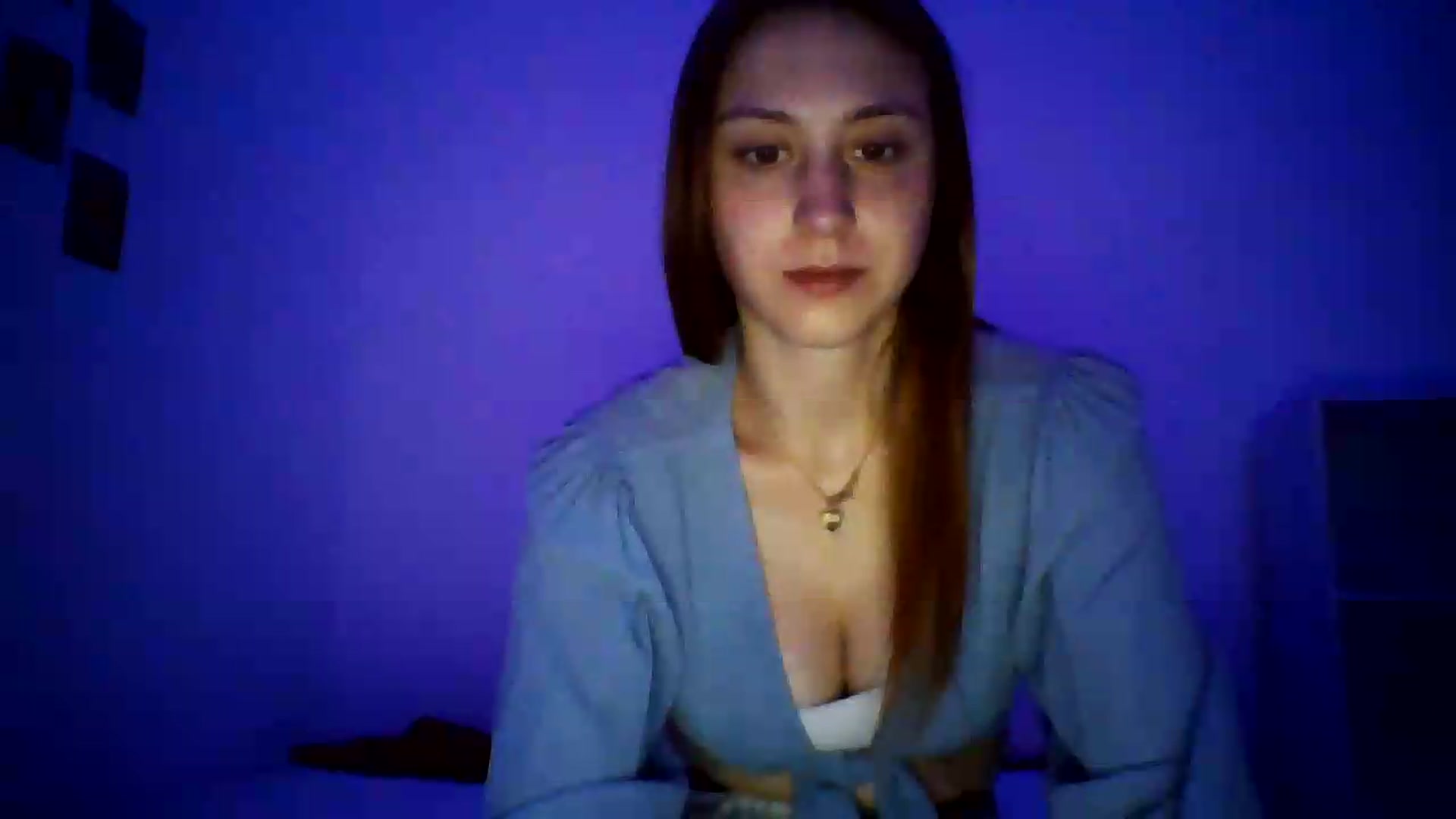 Gallery image thumbnail from RosalieNoir's myfreecams stream on, 07/01/2026, 21:01 image 9 of 20