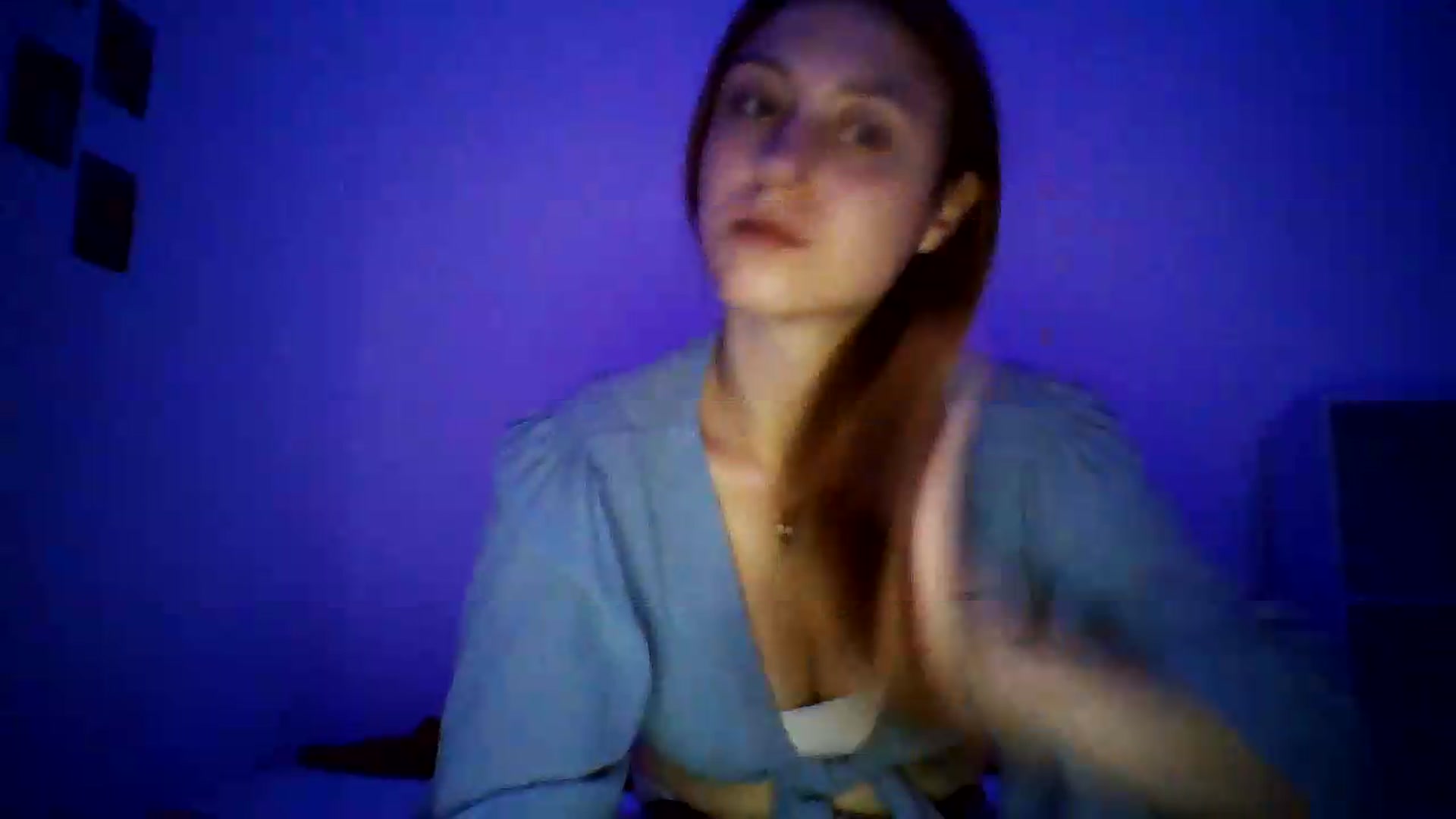 Gallery image thumbnail from RosalieNoir's myfreecams stream on, 07/01/2026, 21:01 image 20 of 20