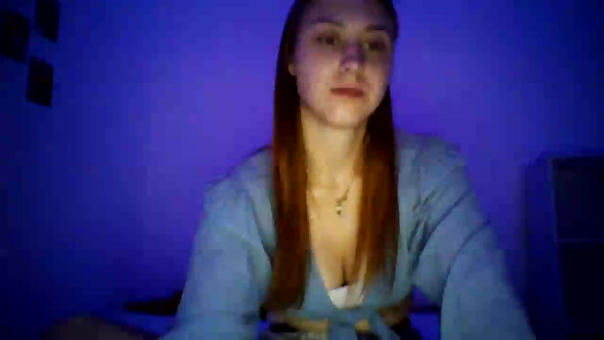 Gallery image thumbnail from RosalieNoir's myfreecams stream on, 07/01/2026, 21:01 image 16 of 20