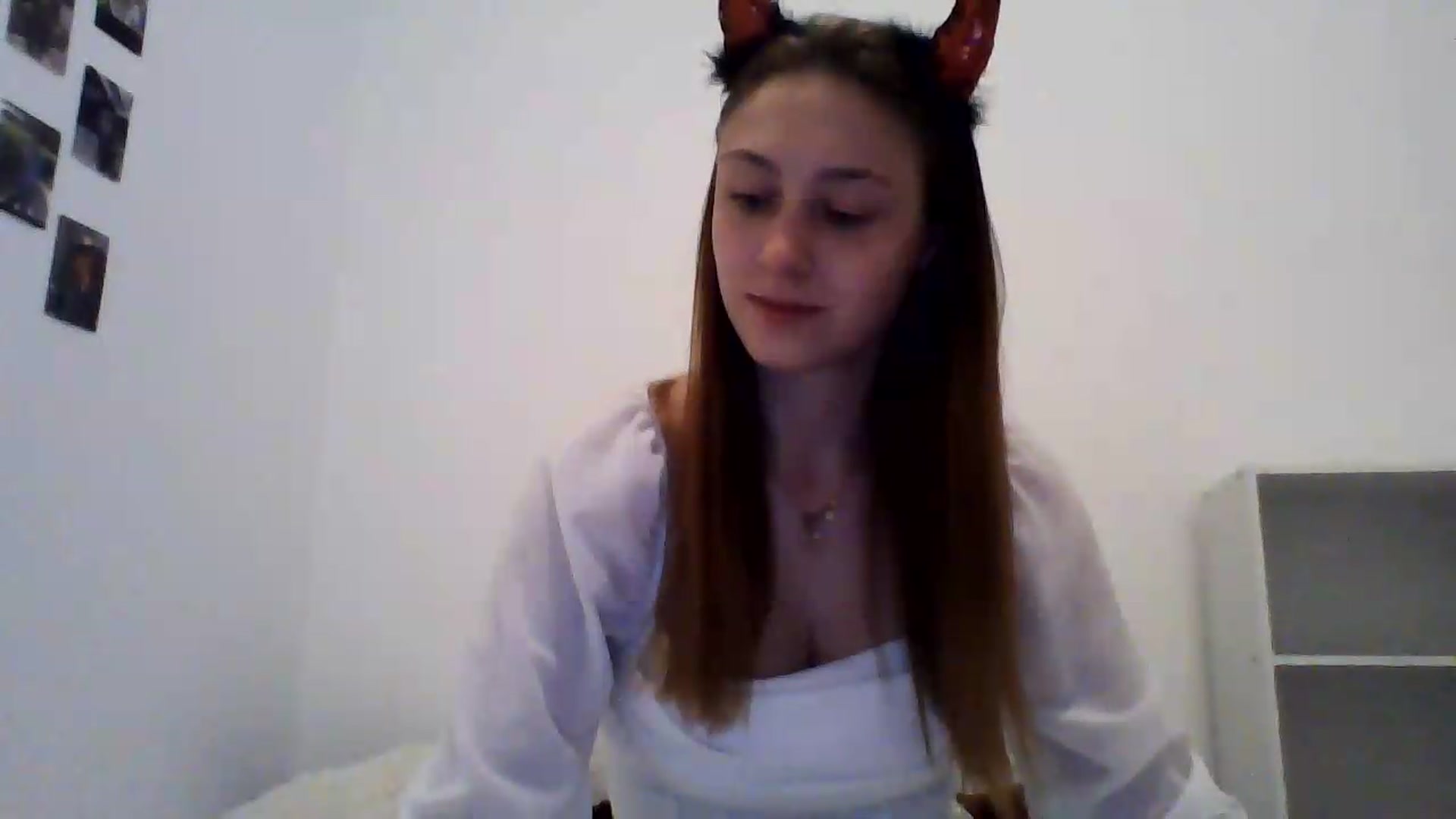 Gallery image thumbnail from RosalieNoir's myfreecams stream on, 07/02/2026, 21:02 image 18 of 20