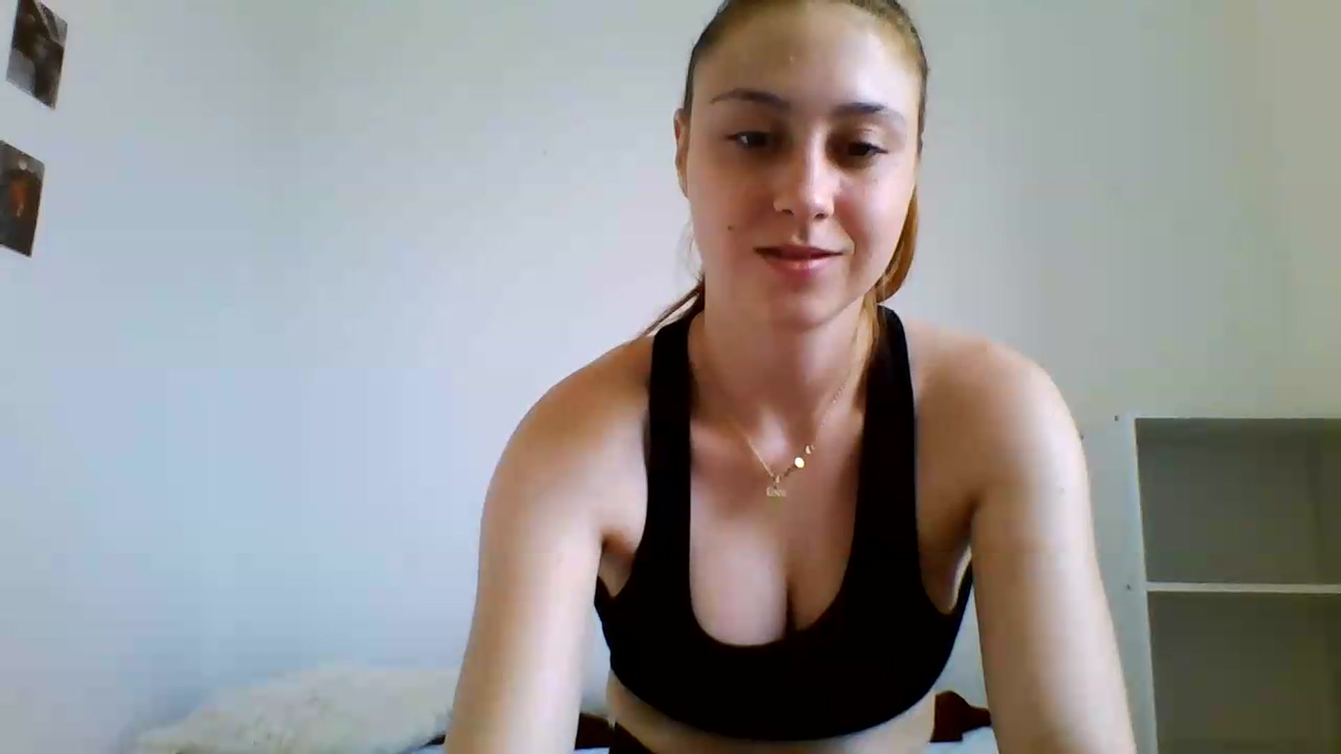 Gallery image thumbnail from RosalieNoir's myfreecams stream on, 07/03/2026, 16:05 image 16 of 20