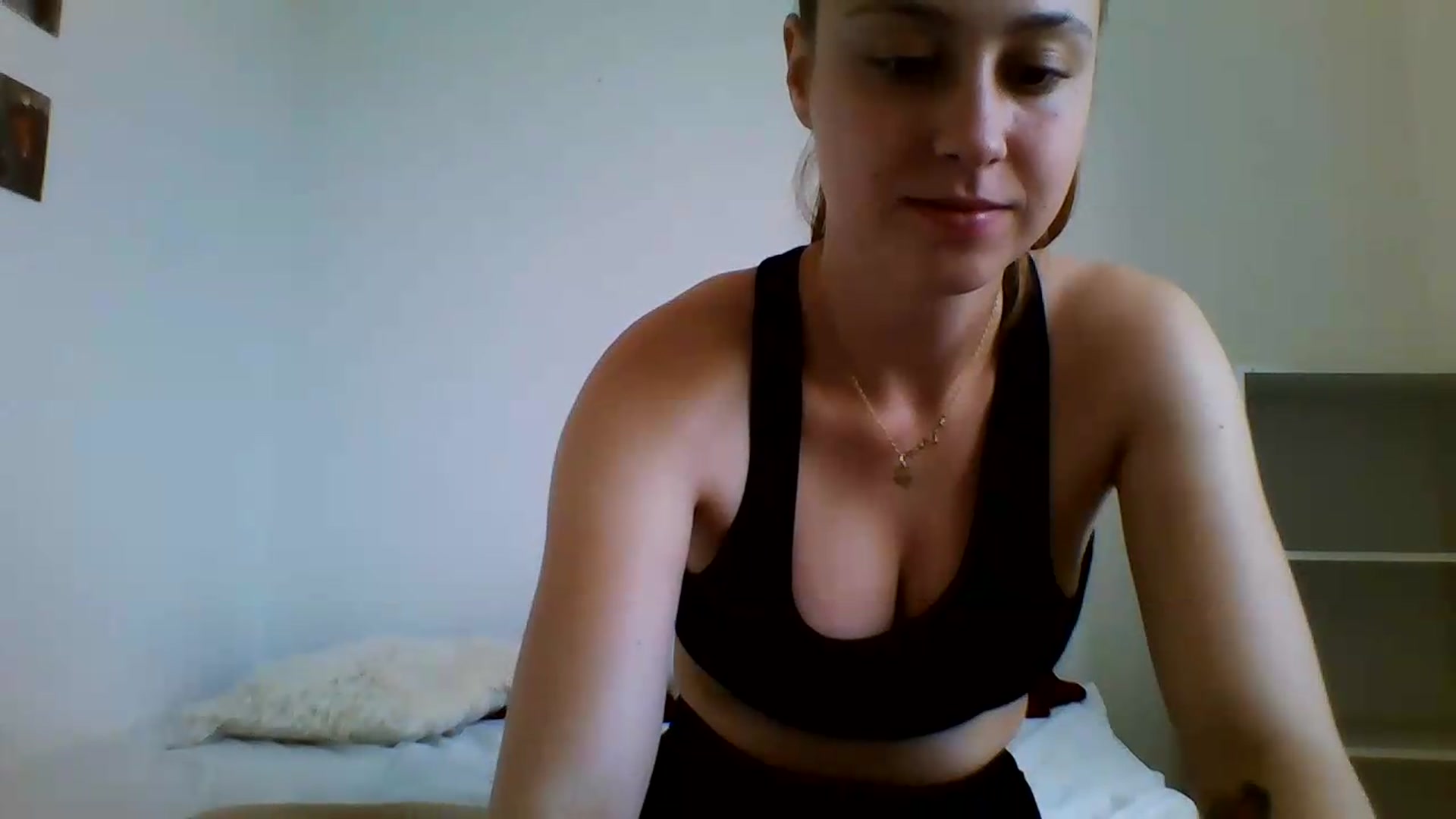 Gallery image thumbnail from RosalieNoir's myfreecams stream on, 07/03/2026, 16:05 image 3 of 20